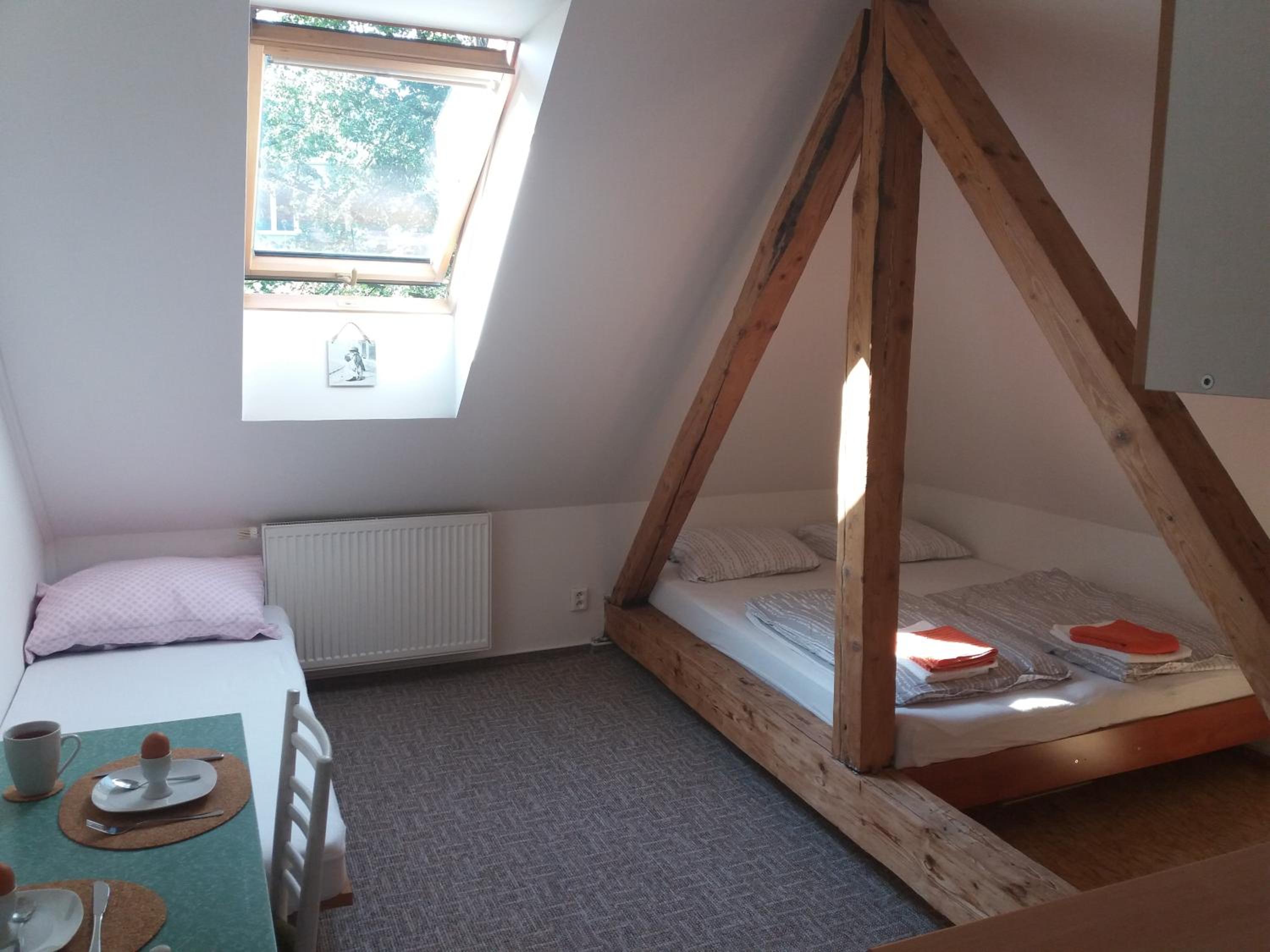 King Studio with Sofa Bed