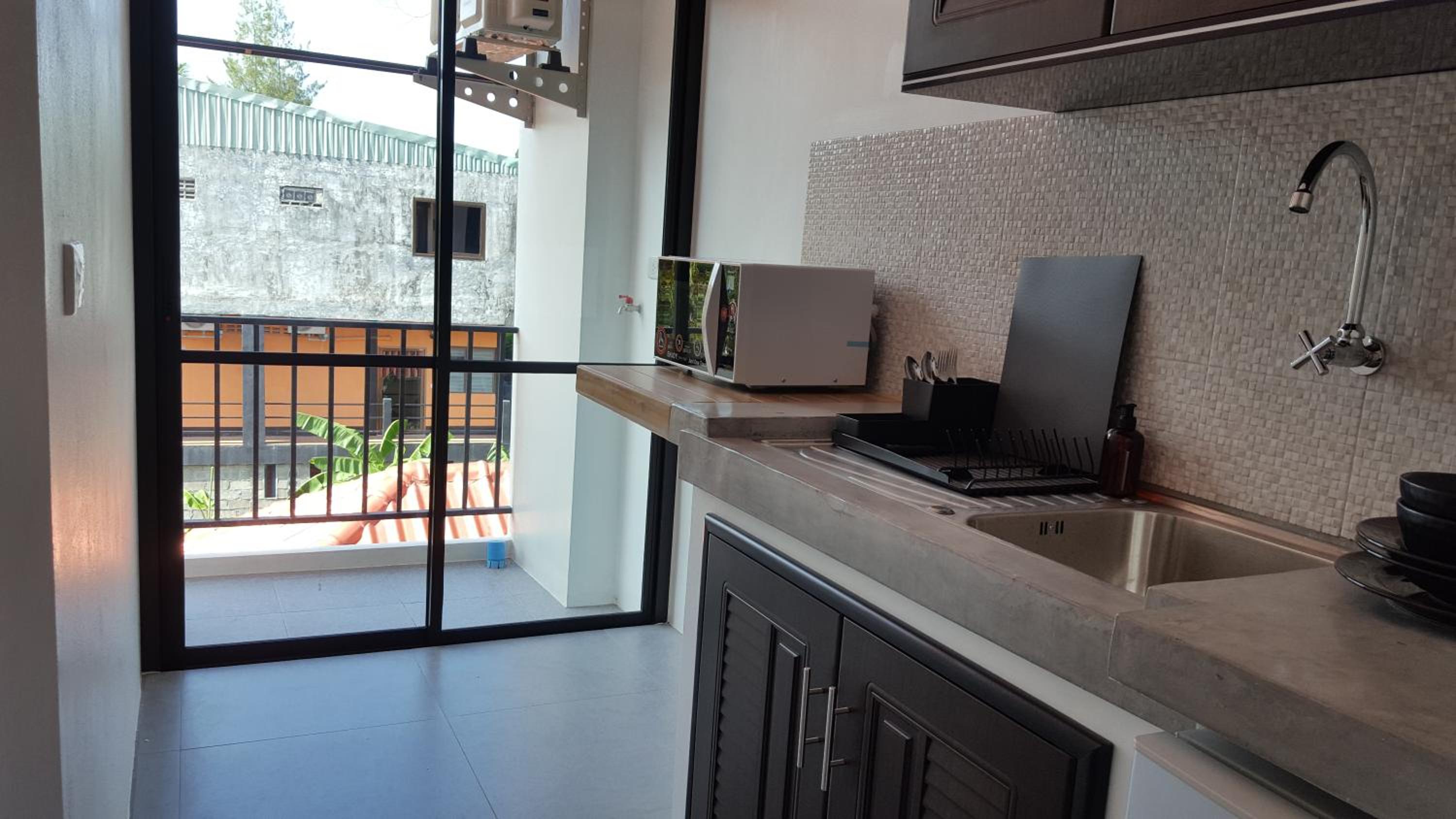 One-Bedroom Apartment - Photo 16