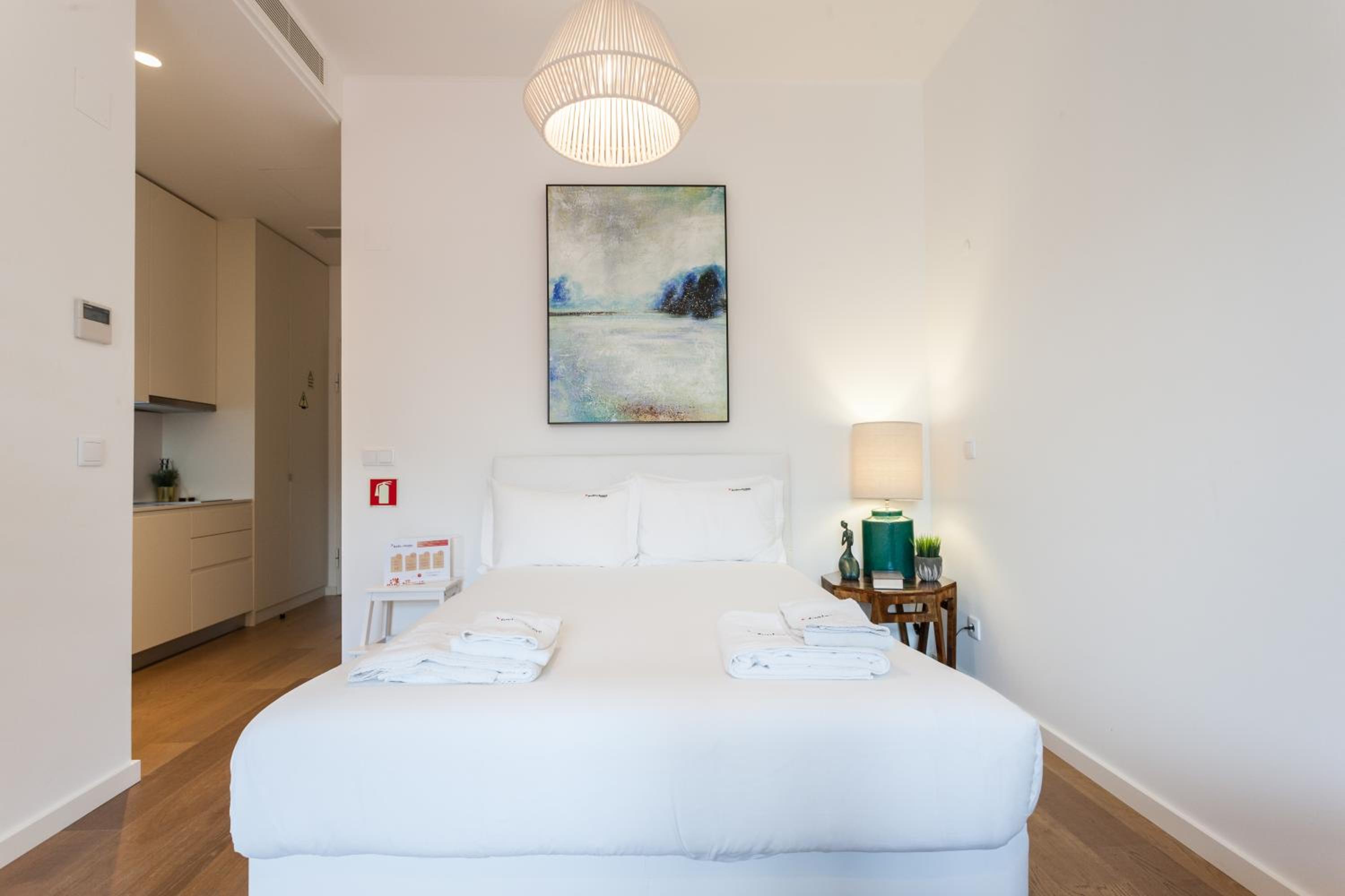 Apartment - Photo 2