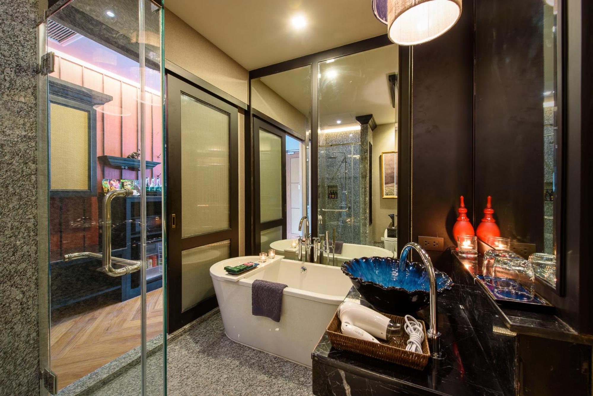 Royal Suite photo 3
