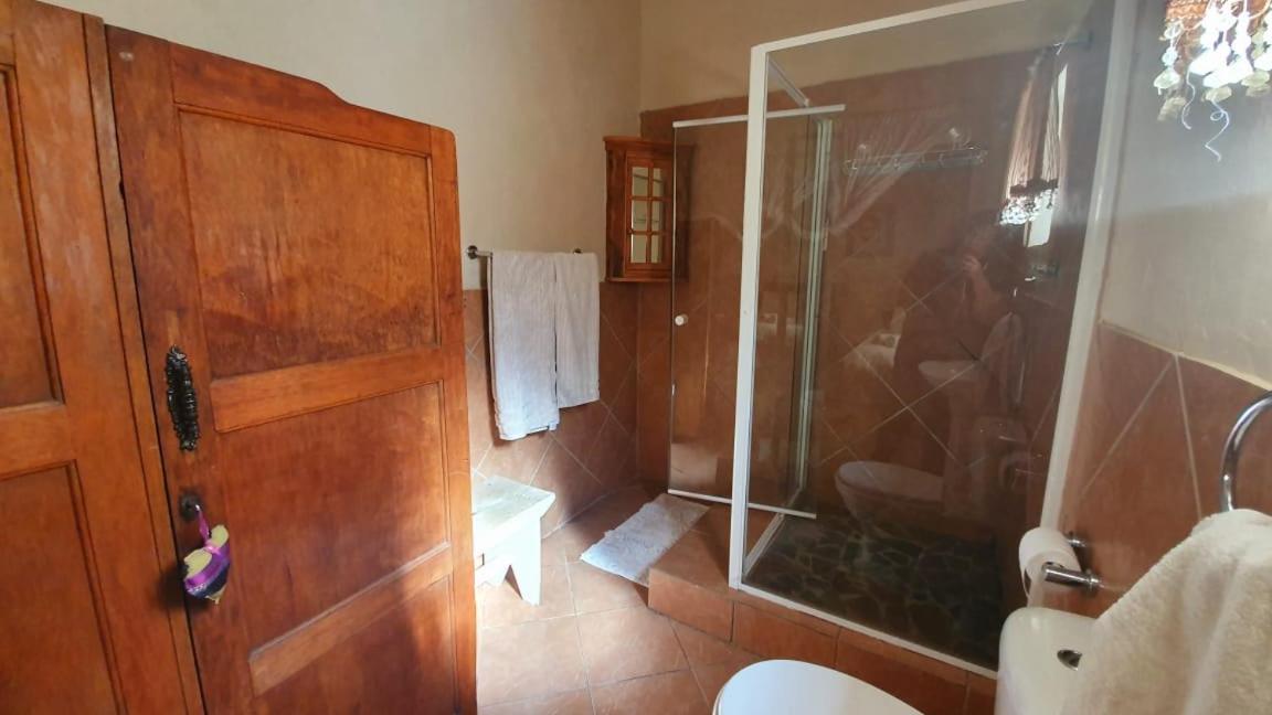 Twin Room - Photo 2