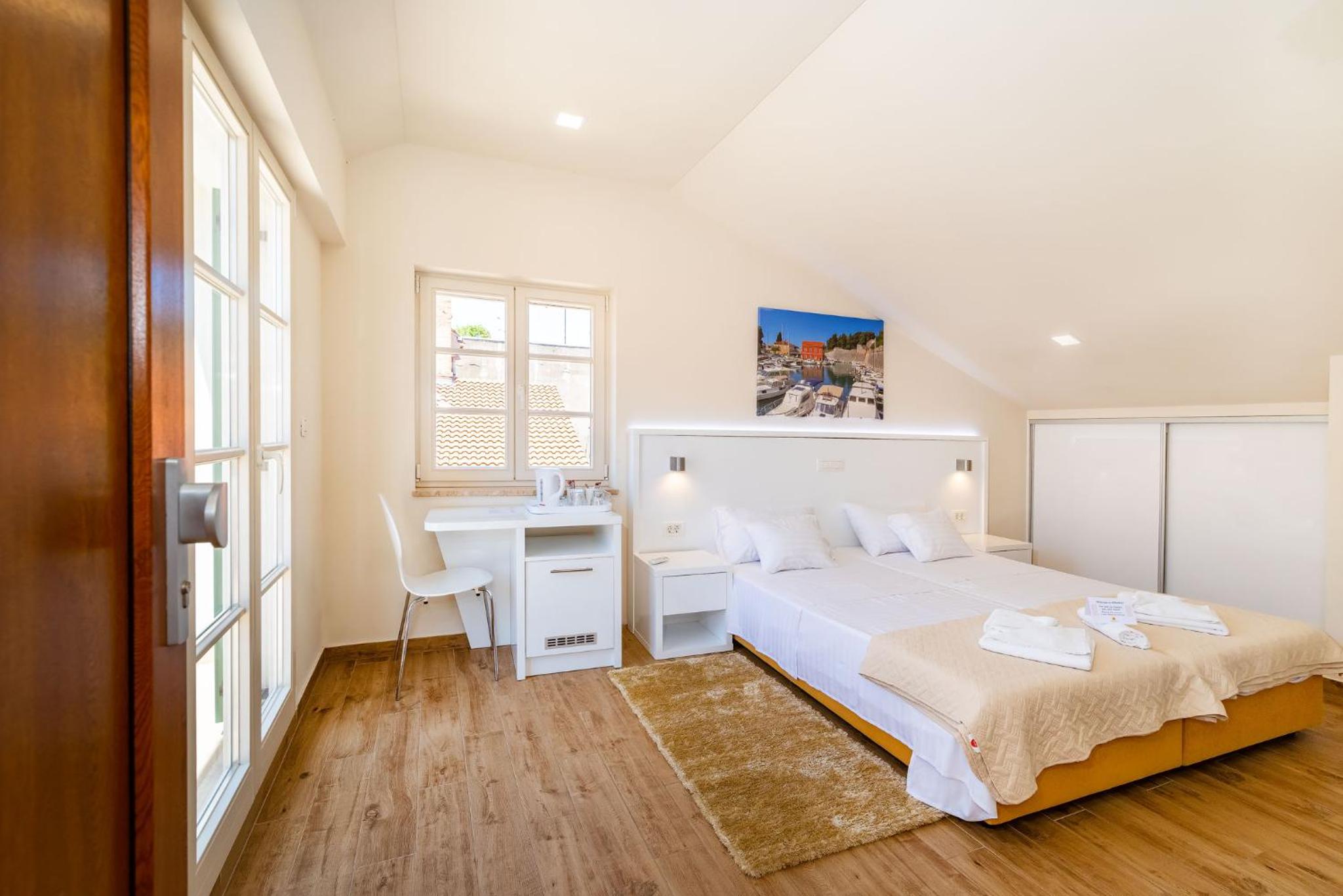Double or Twin Room with Terrace photo 1