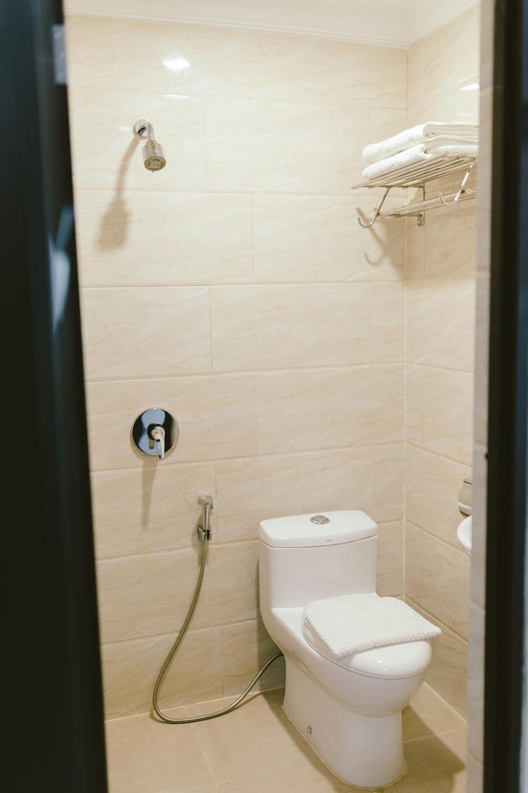 Standard Twin Room photo 3