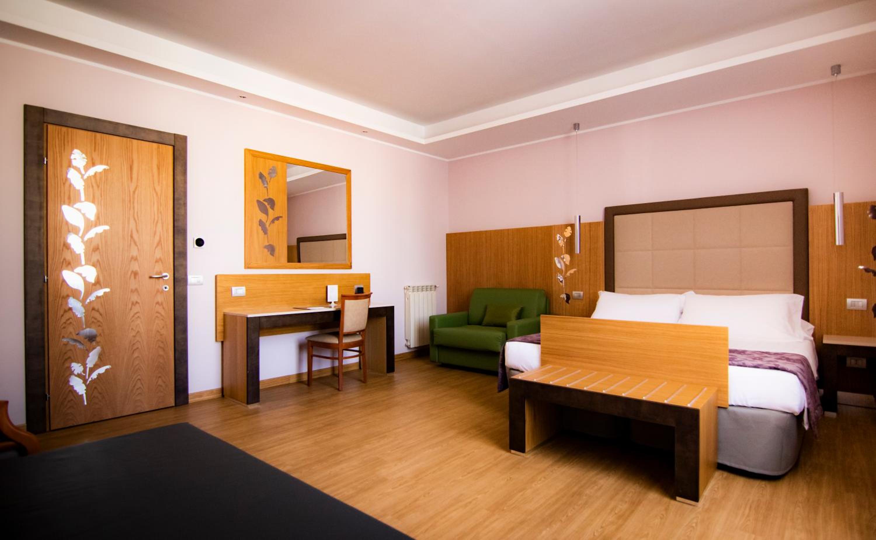 Quadruple Room with View