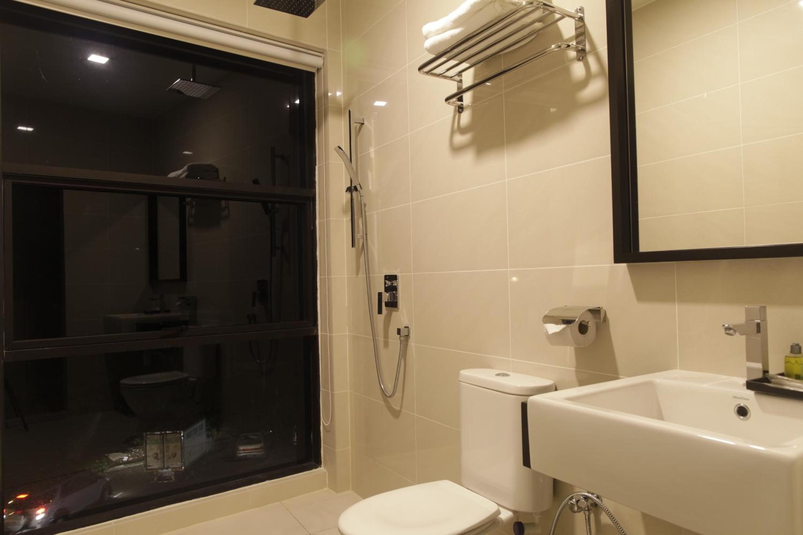 Deluxe Twin Room photo 3