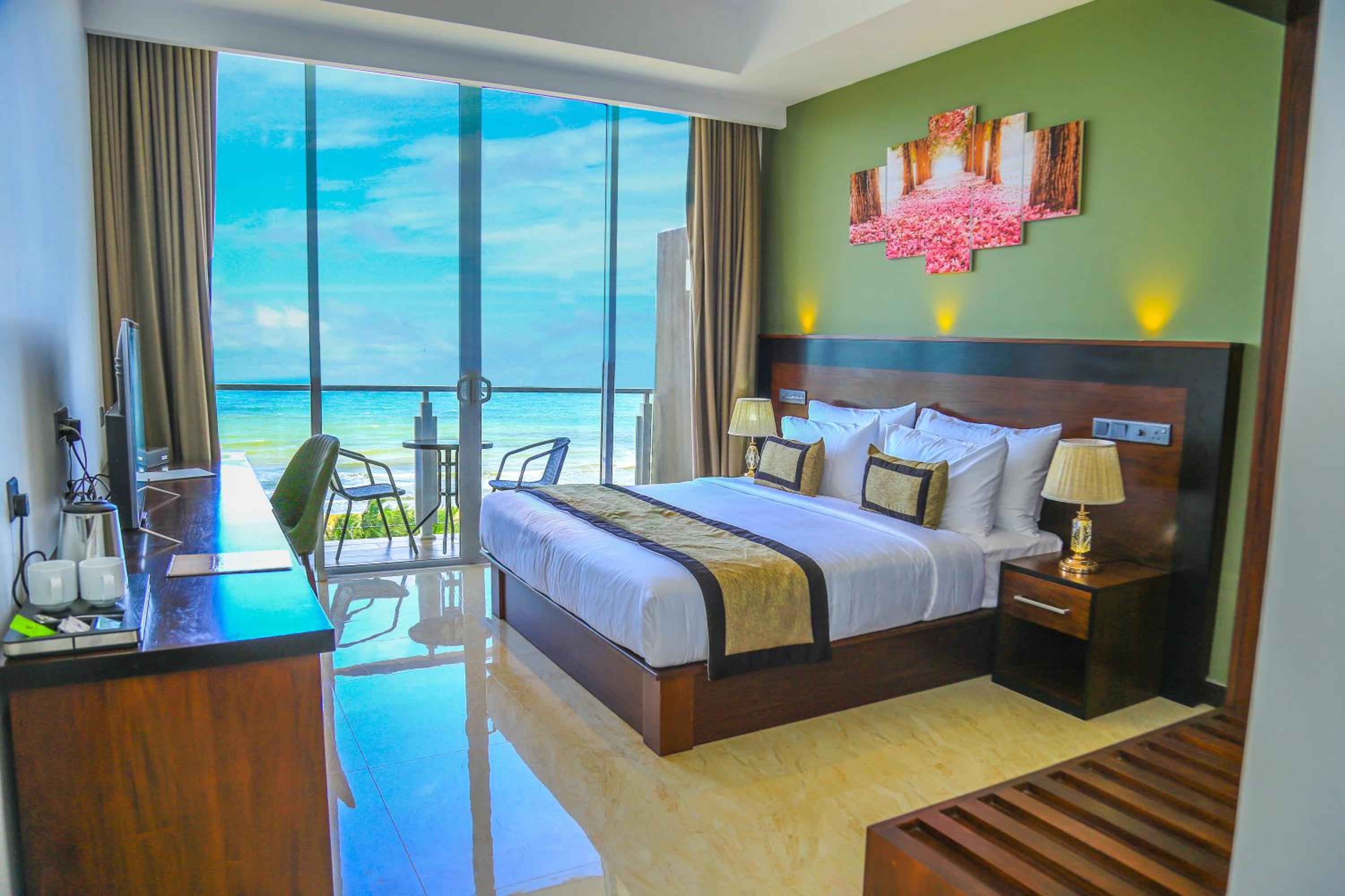 Deluxe Double Room with Balcony & Sea View with Early Check-in & Late Check-out on Availability