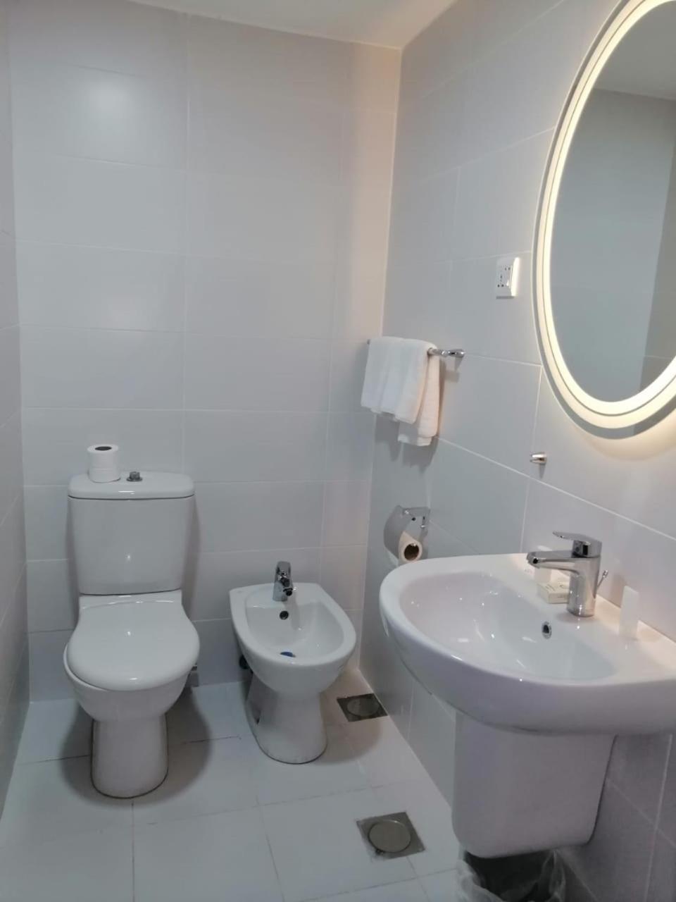 Standard Double Room - Photo 5