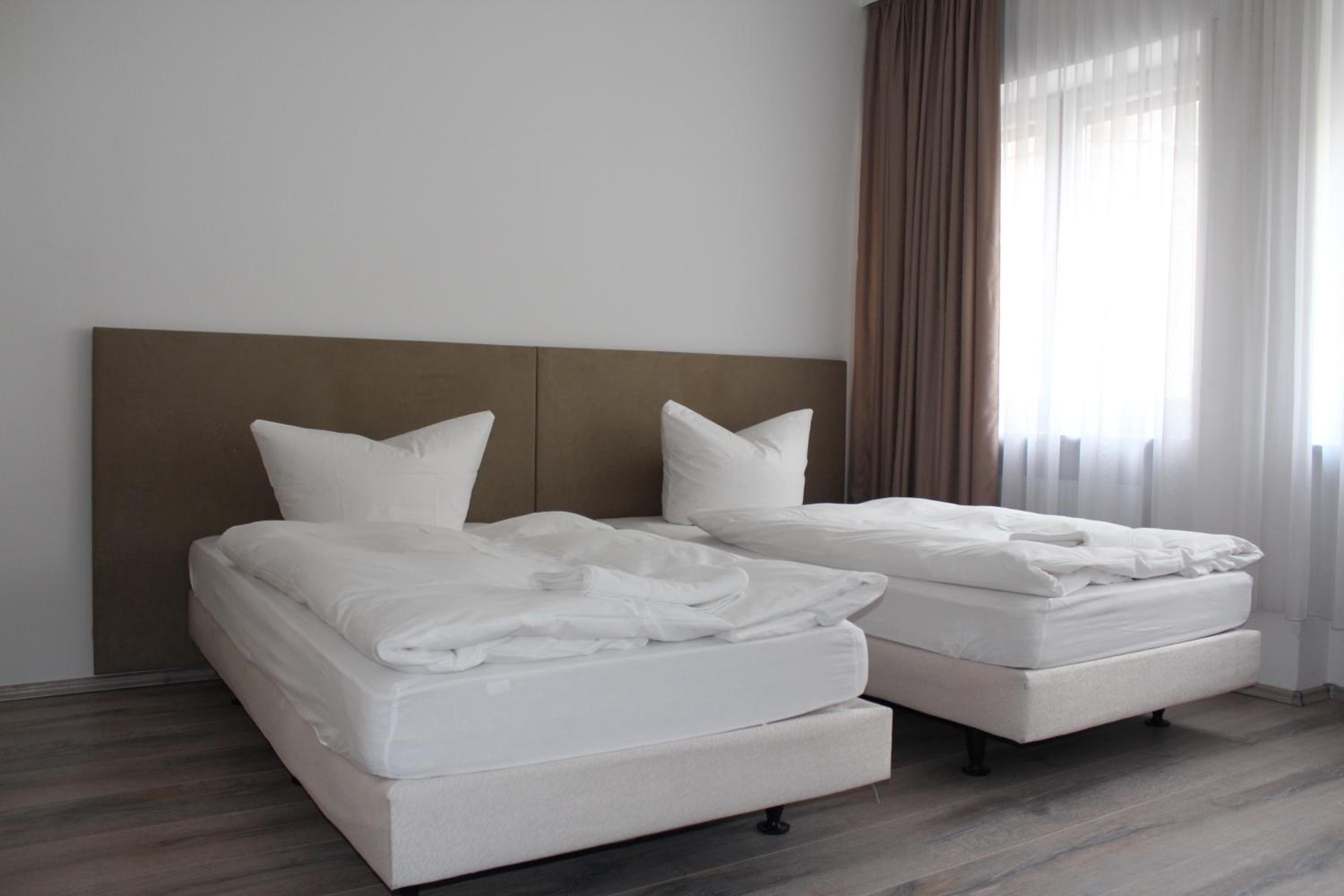 Single Bed in 4-Bed Dormitory Room photo 2