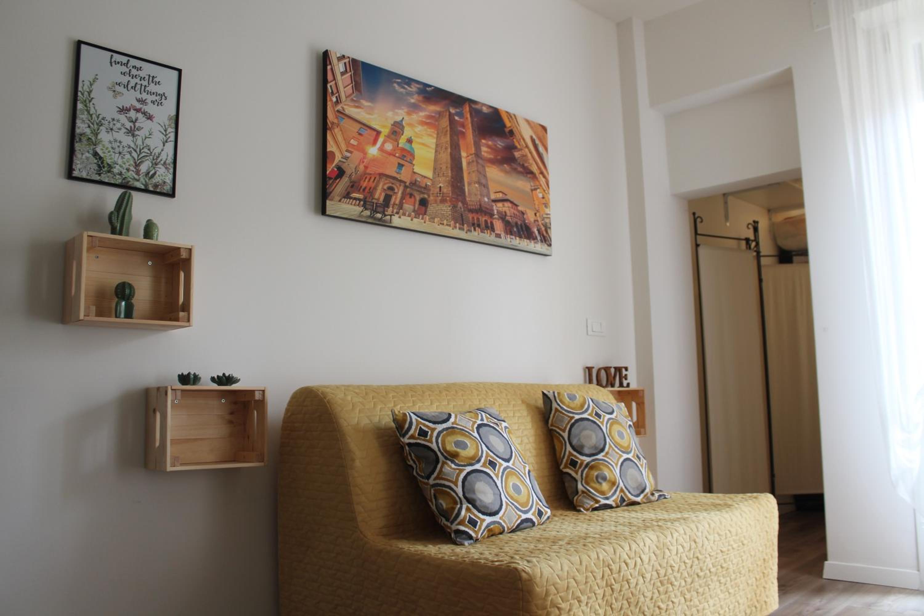 Studio Apartment