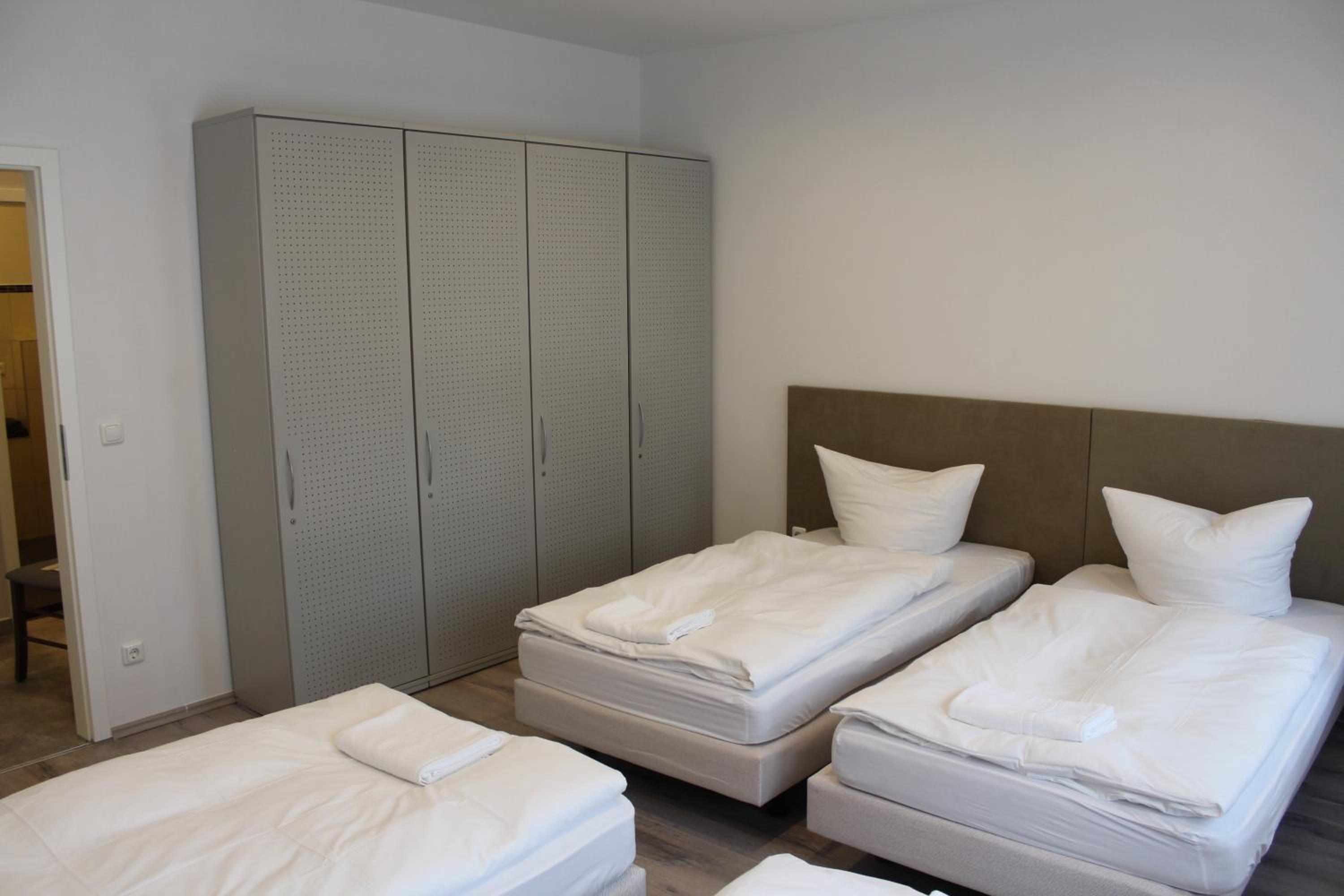 Bed in 4-Bed Female Dormitory Room photo 1