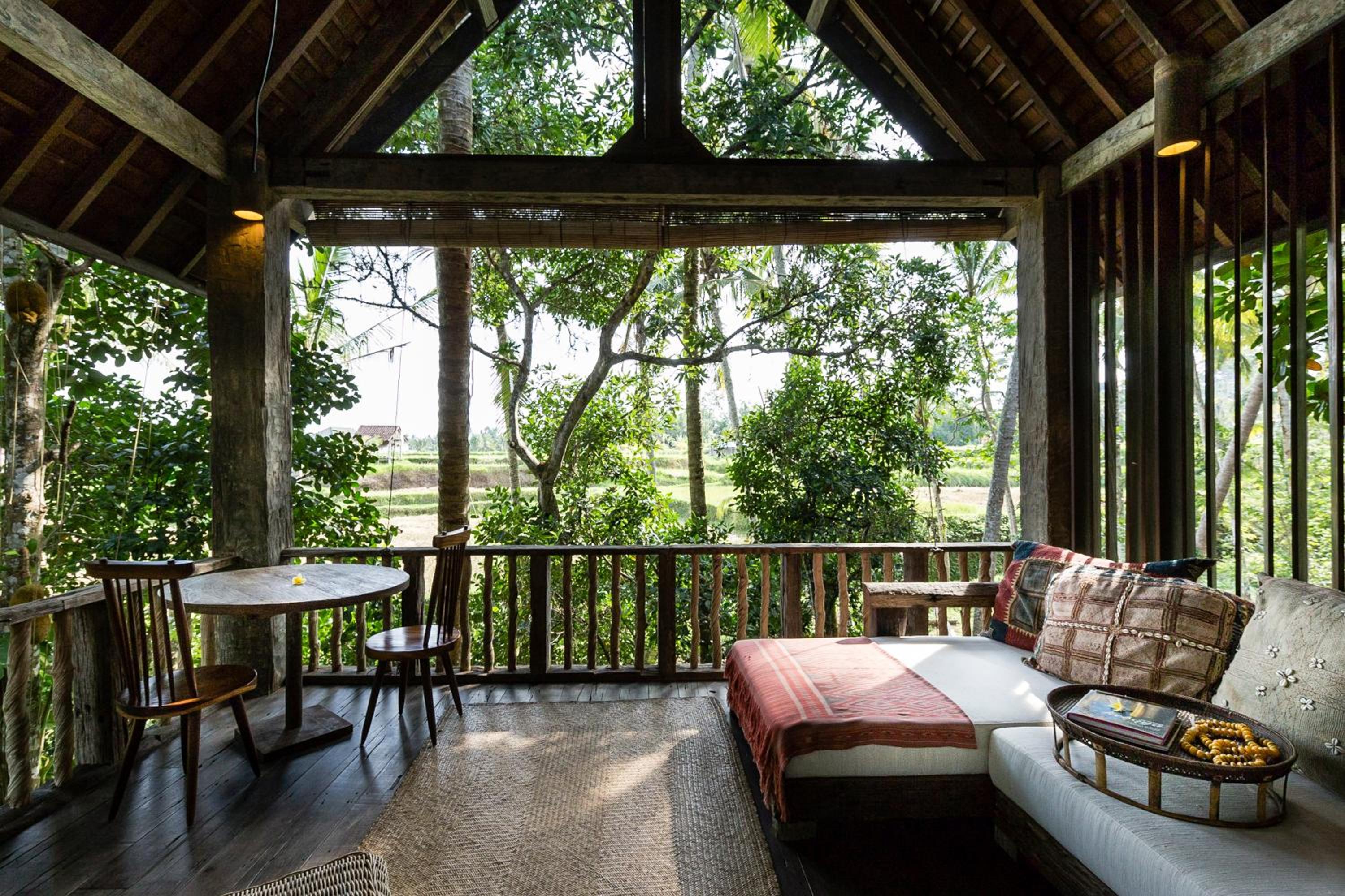Longhouse Wooden Villa with Bathtub and Balcony  - Photo 3