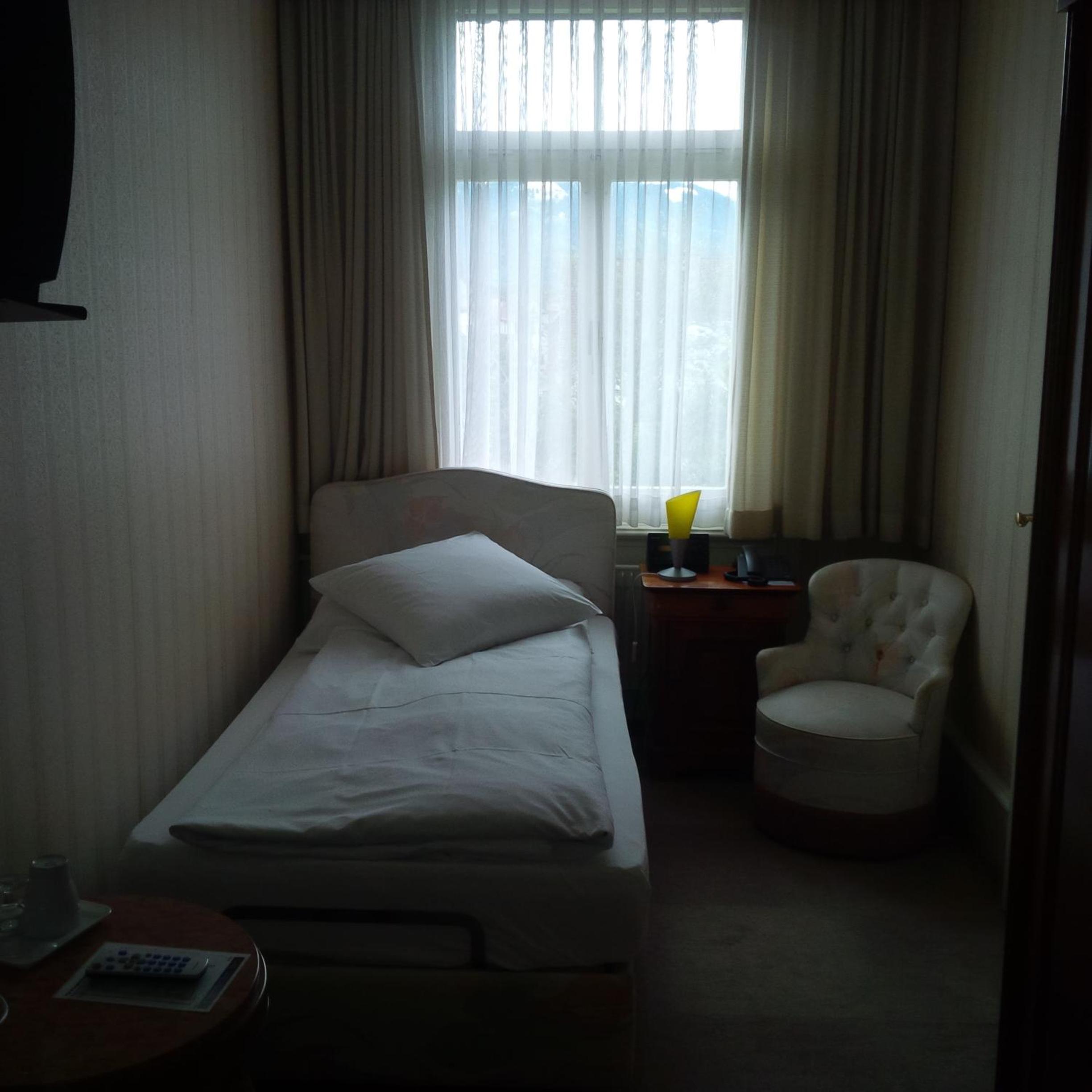 Standard Single Room photo 2