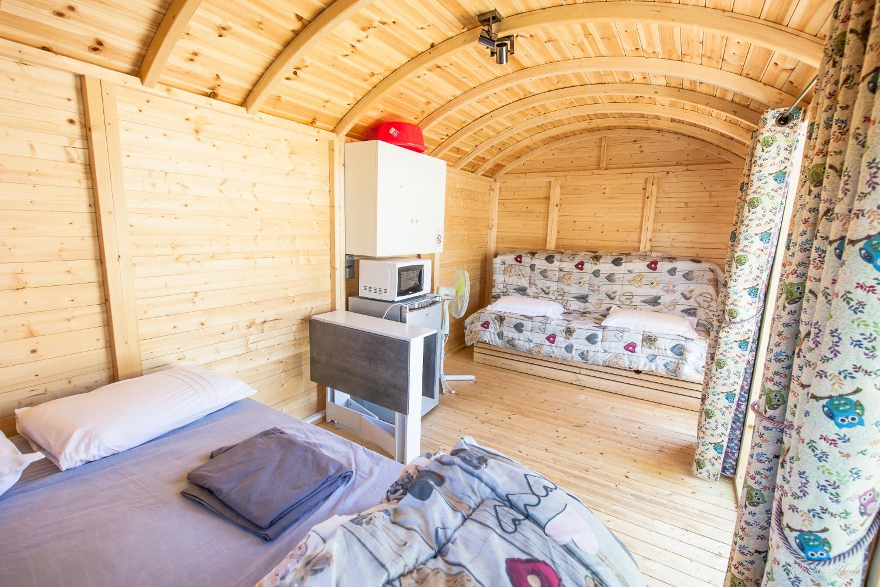 Quadruple Room - Photo 2