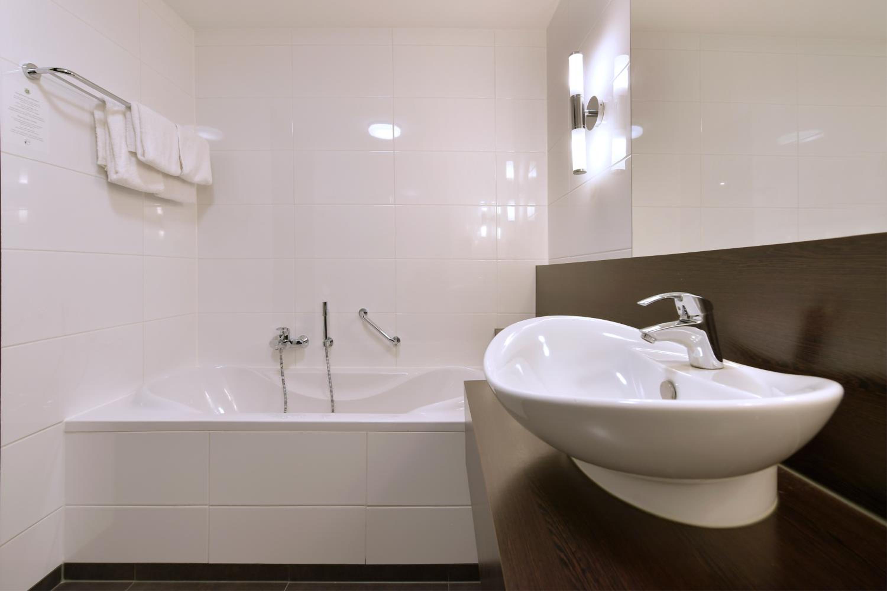 Comfort Room - Photo 10