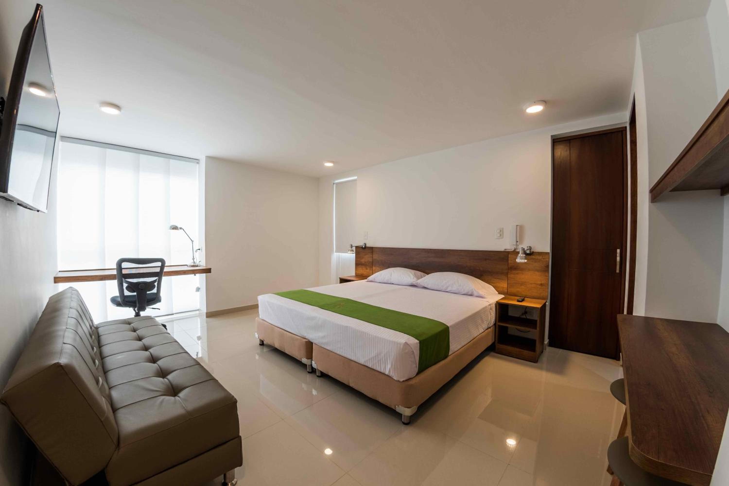 Studio Apartment