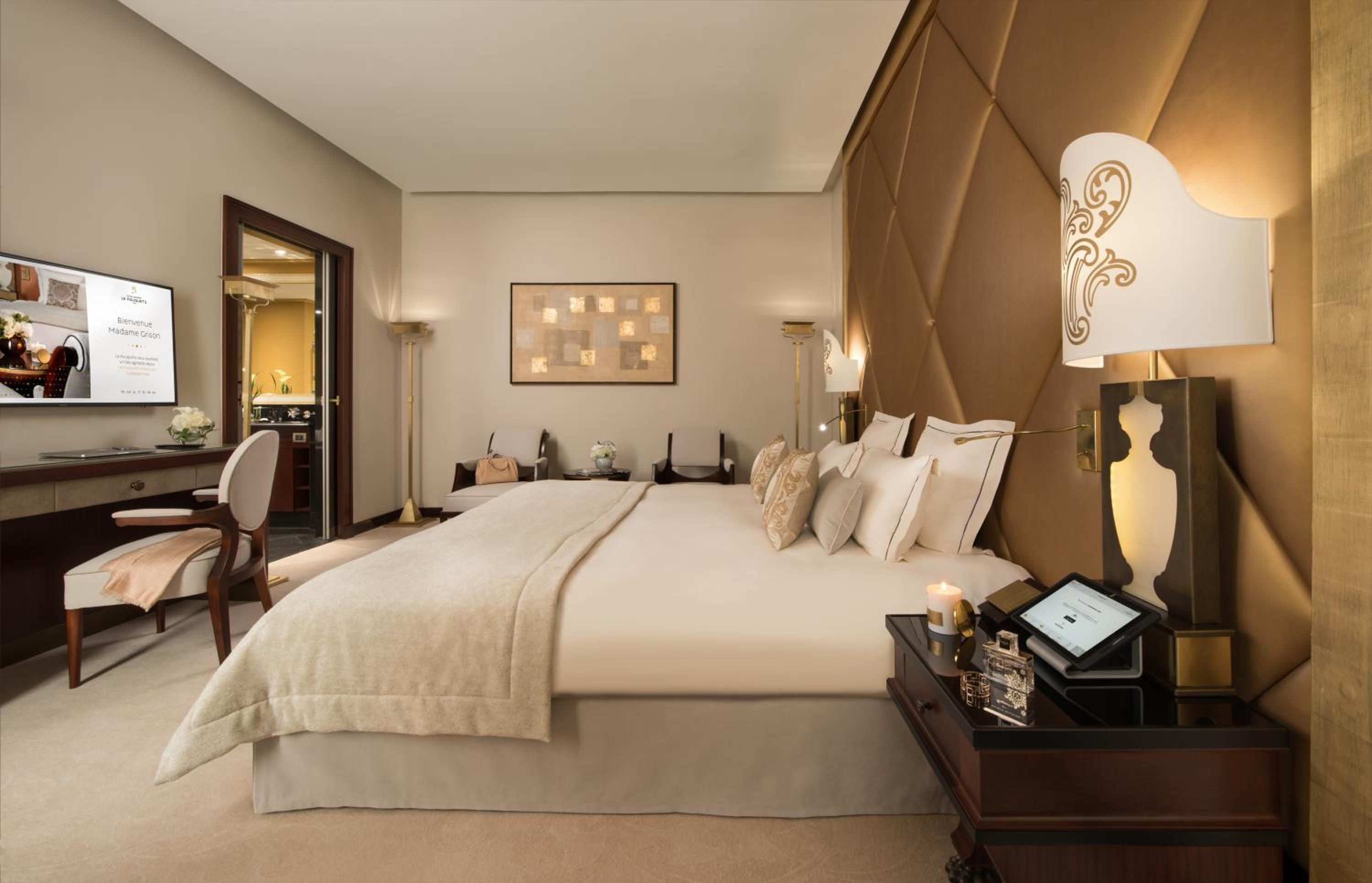 Suite Deluxe Suite Deluxe