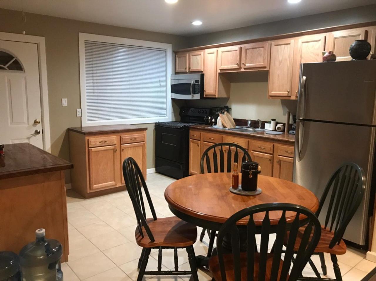Two-Bedroom House photo 3