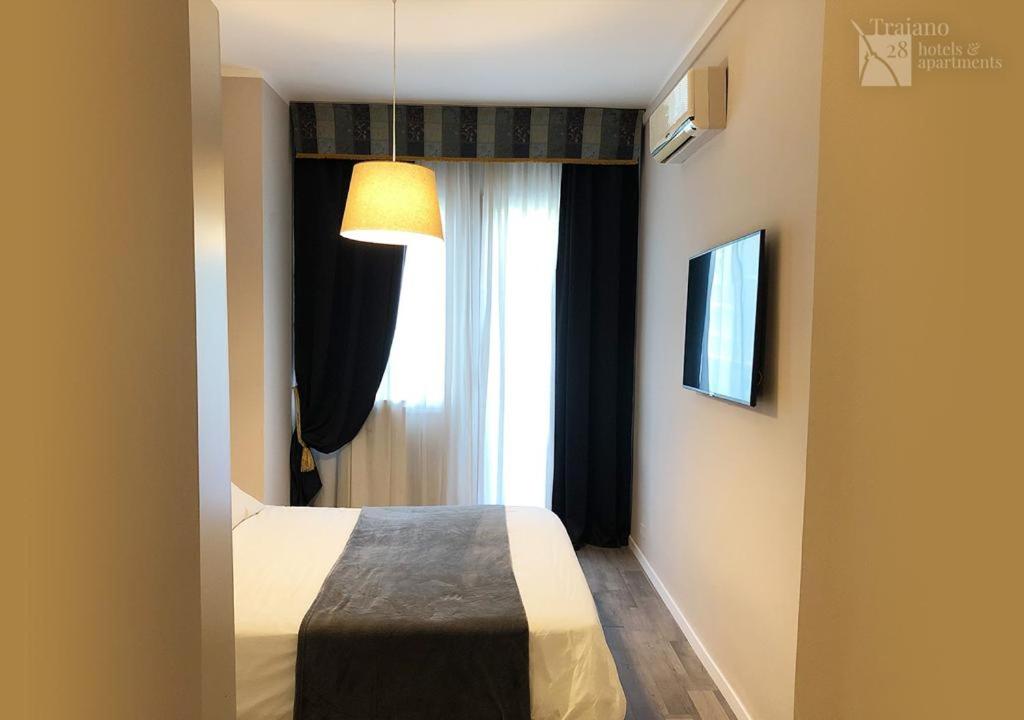 One-Bedroom Apartment - Photo 13