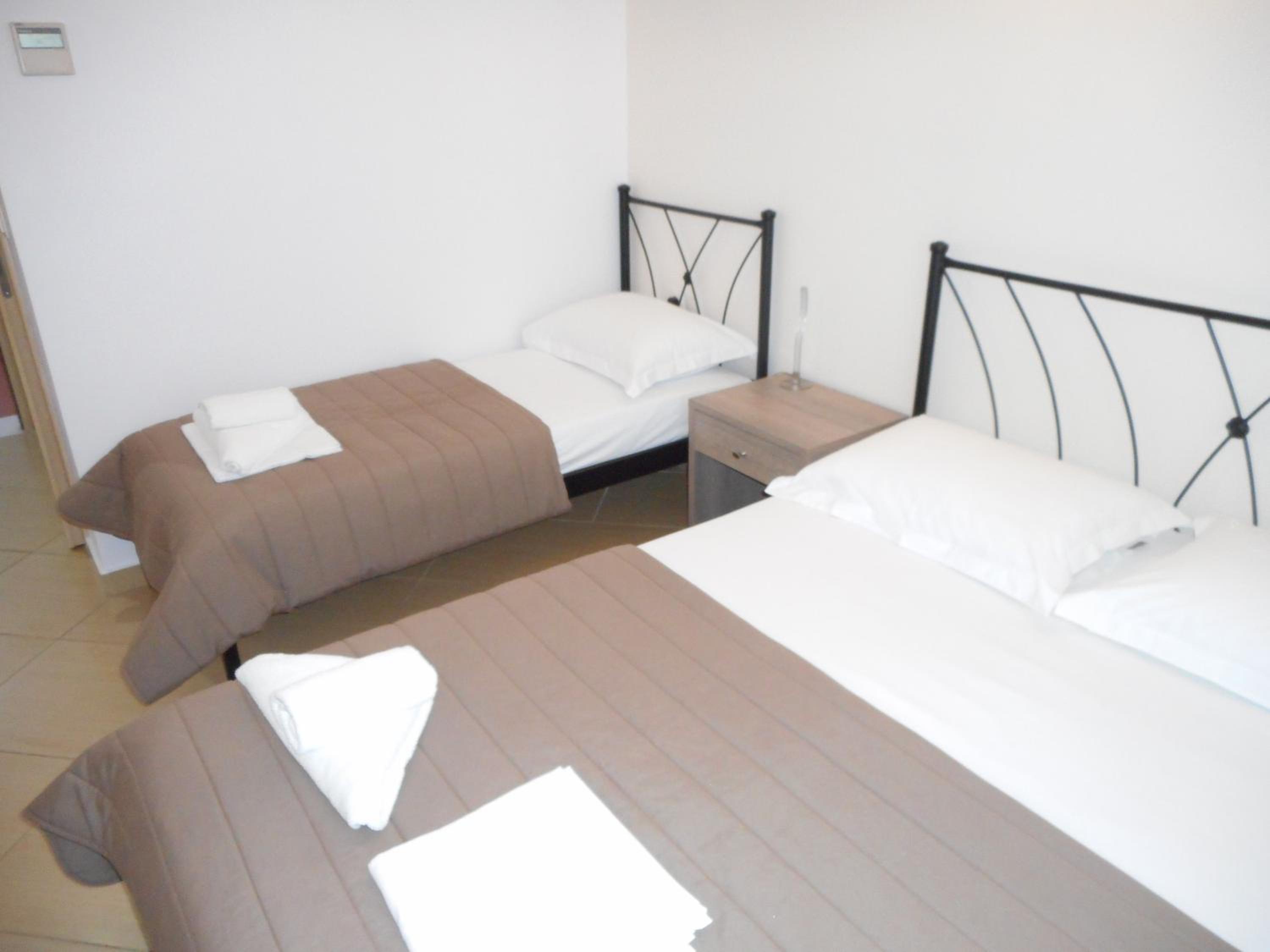 Triple Room - Photo 1
