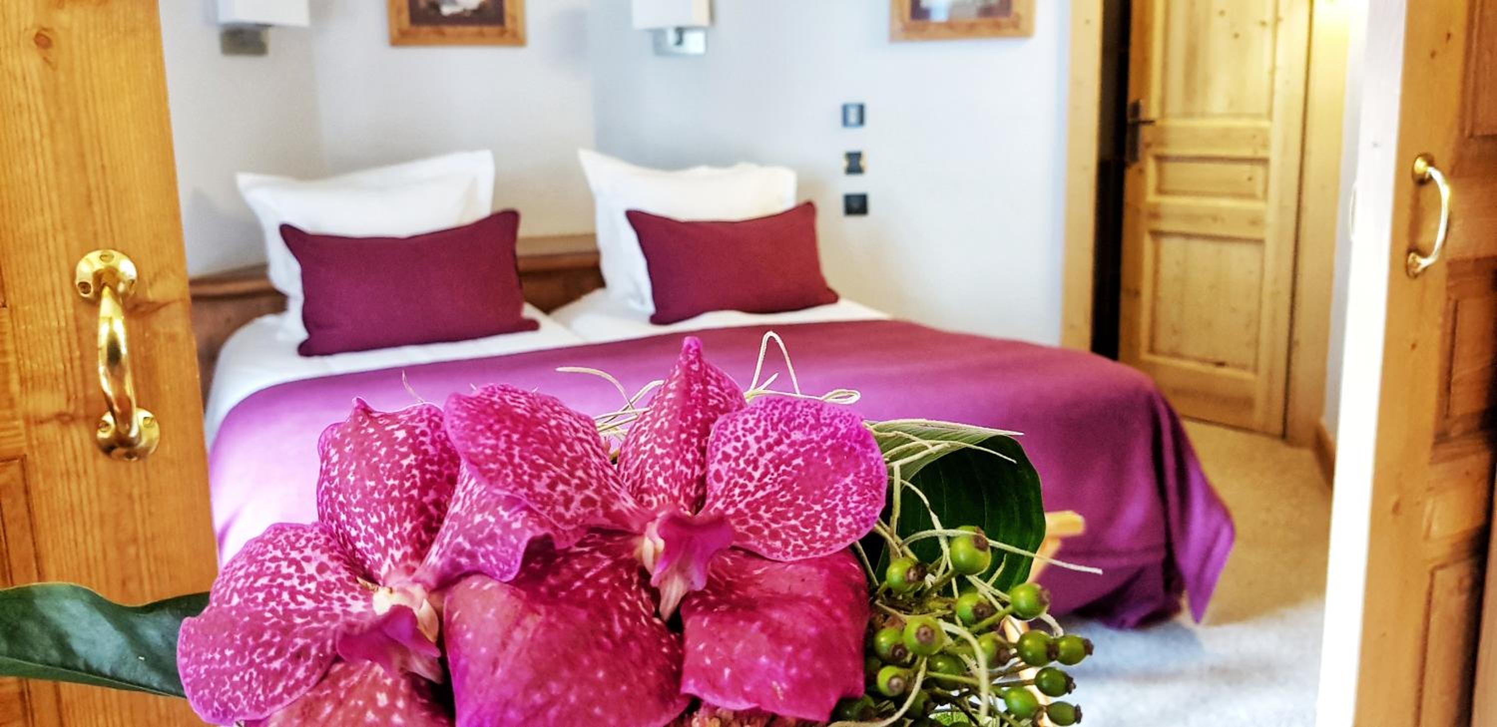 Suite- Free Spa Access - Photo 1