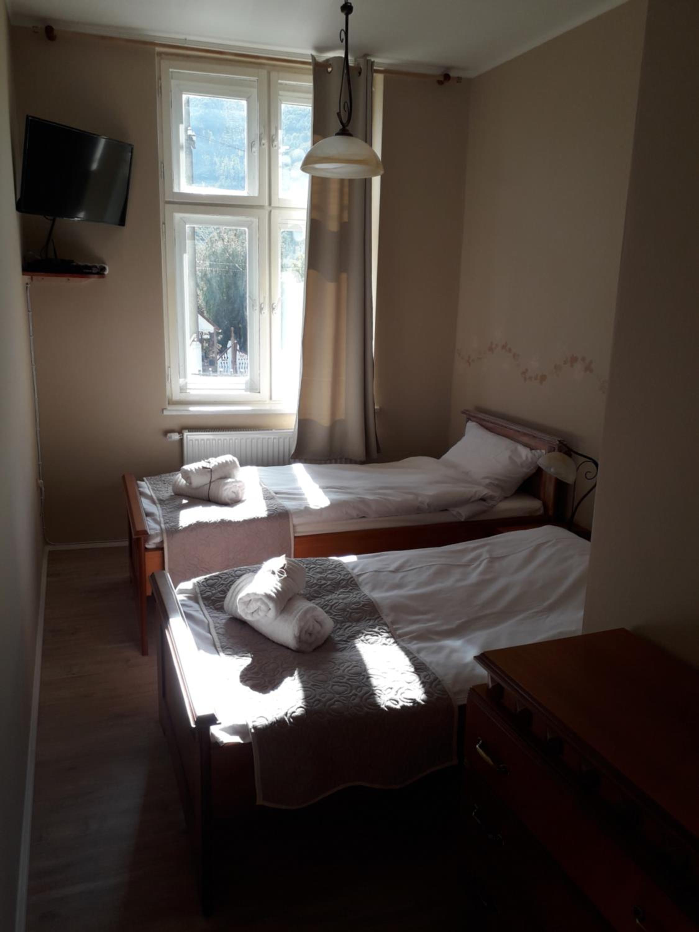 Small Twin Room photo 3