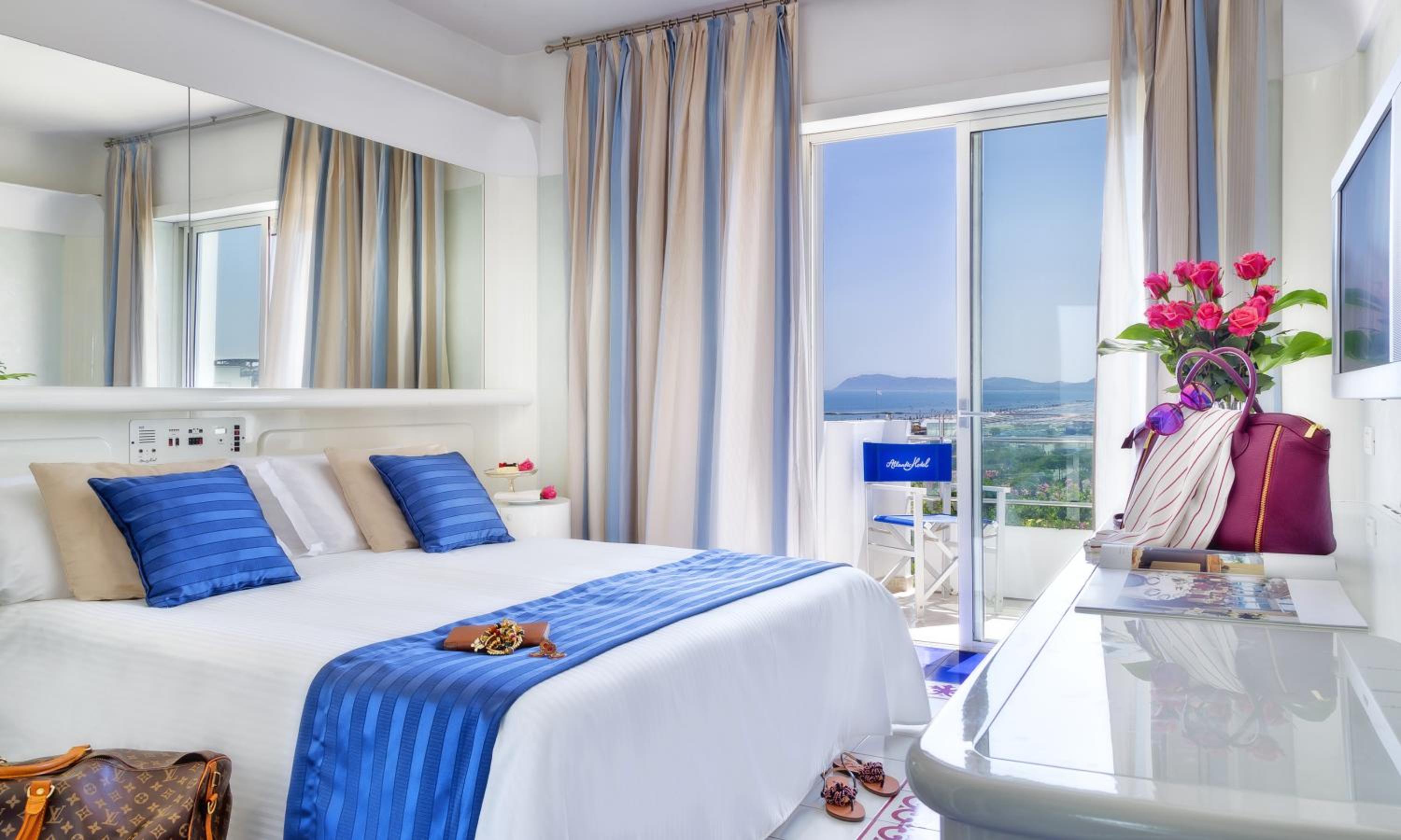 Deluxe Double Room with Sea View - Photo 1