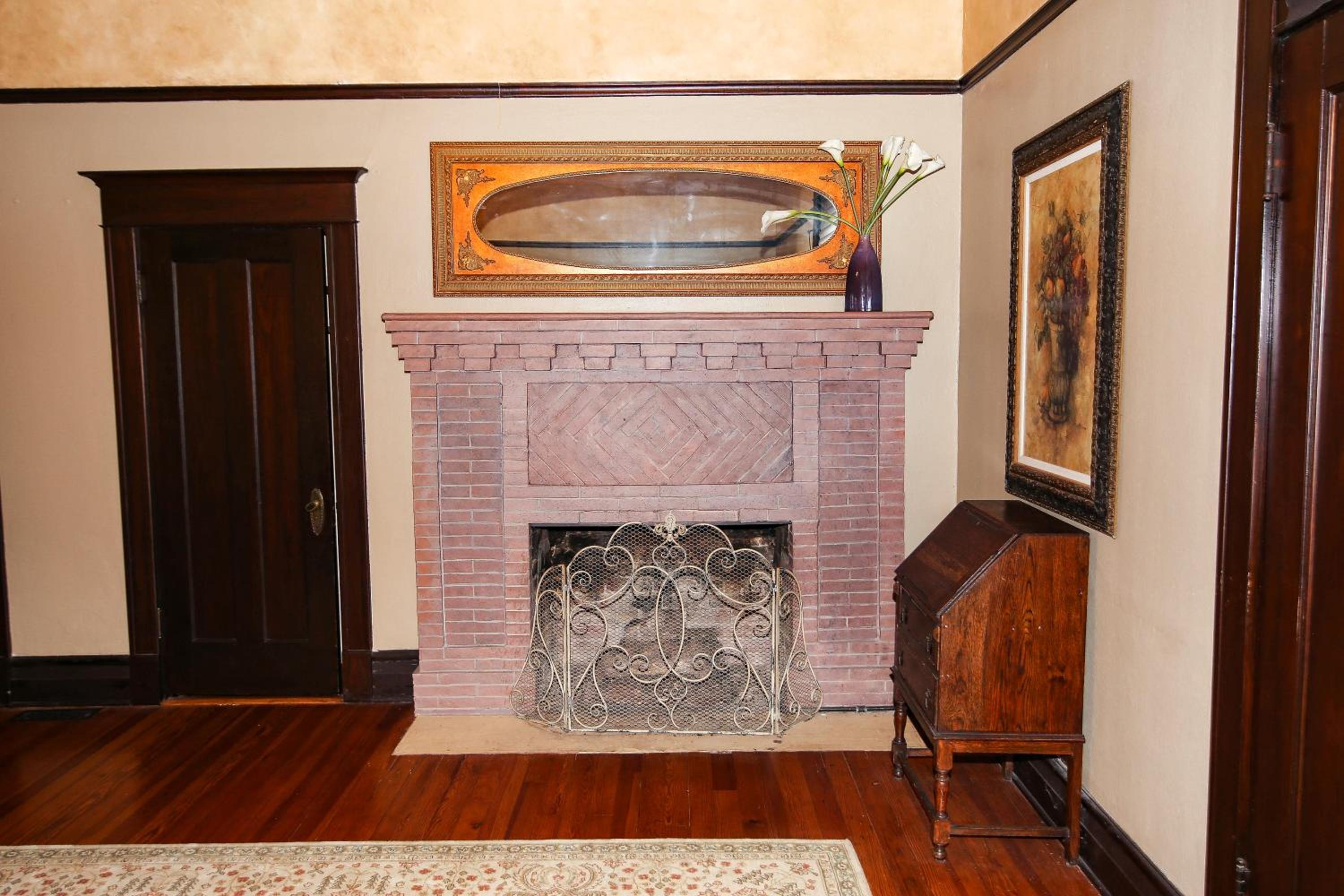 King Suite - Photo 3