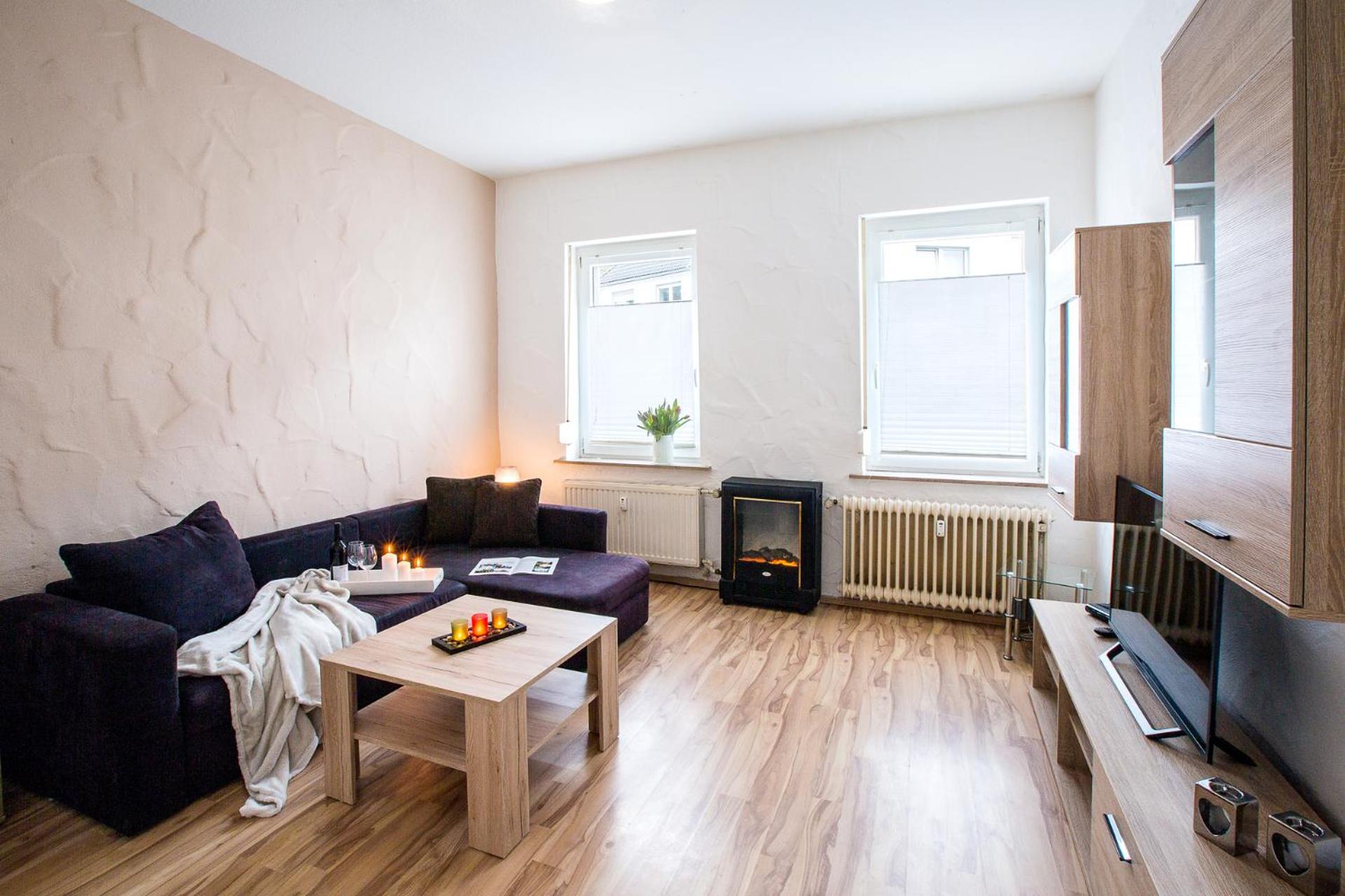 One-Bedroom Apartment - Photo 4