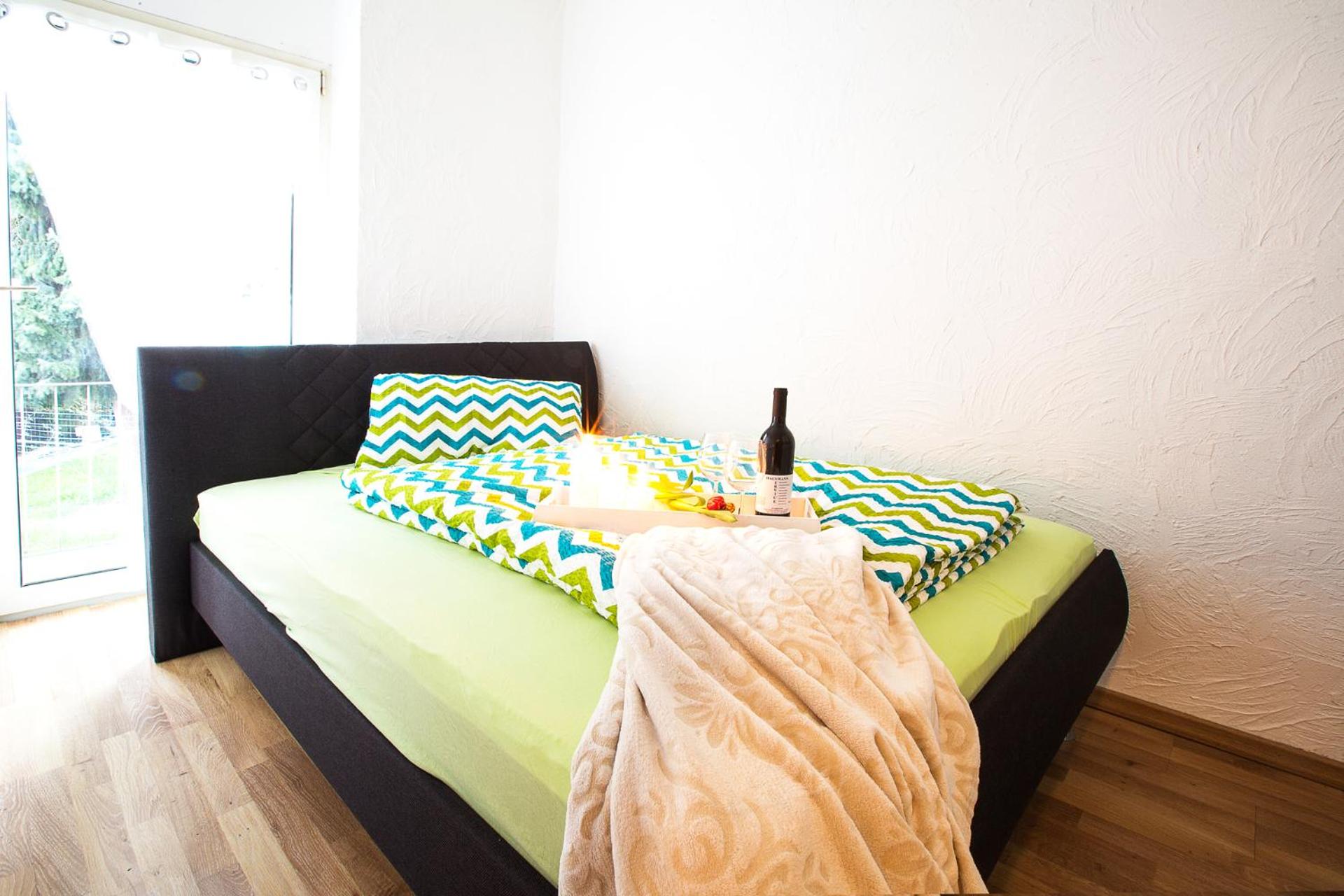 One-Bedroom Apartment - Photo 8