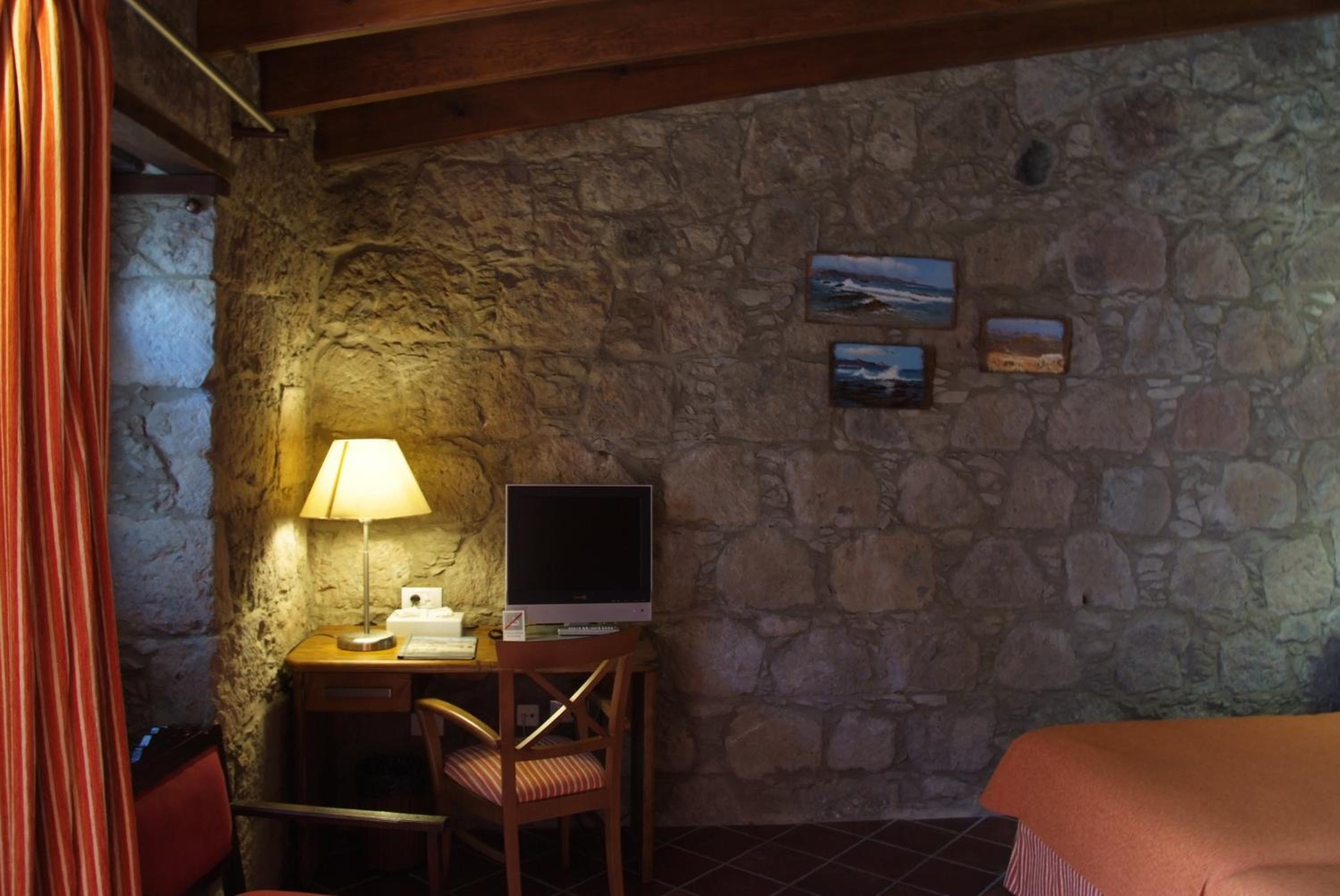 Double Or Twin Room photo 3