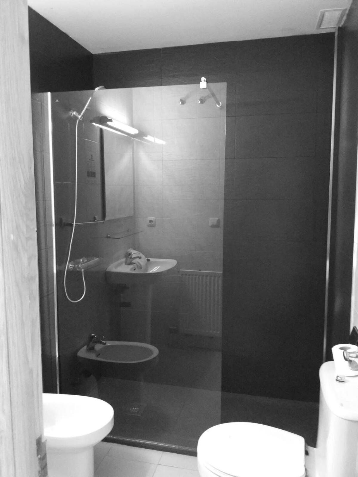 Basic Triple Room