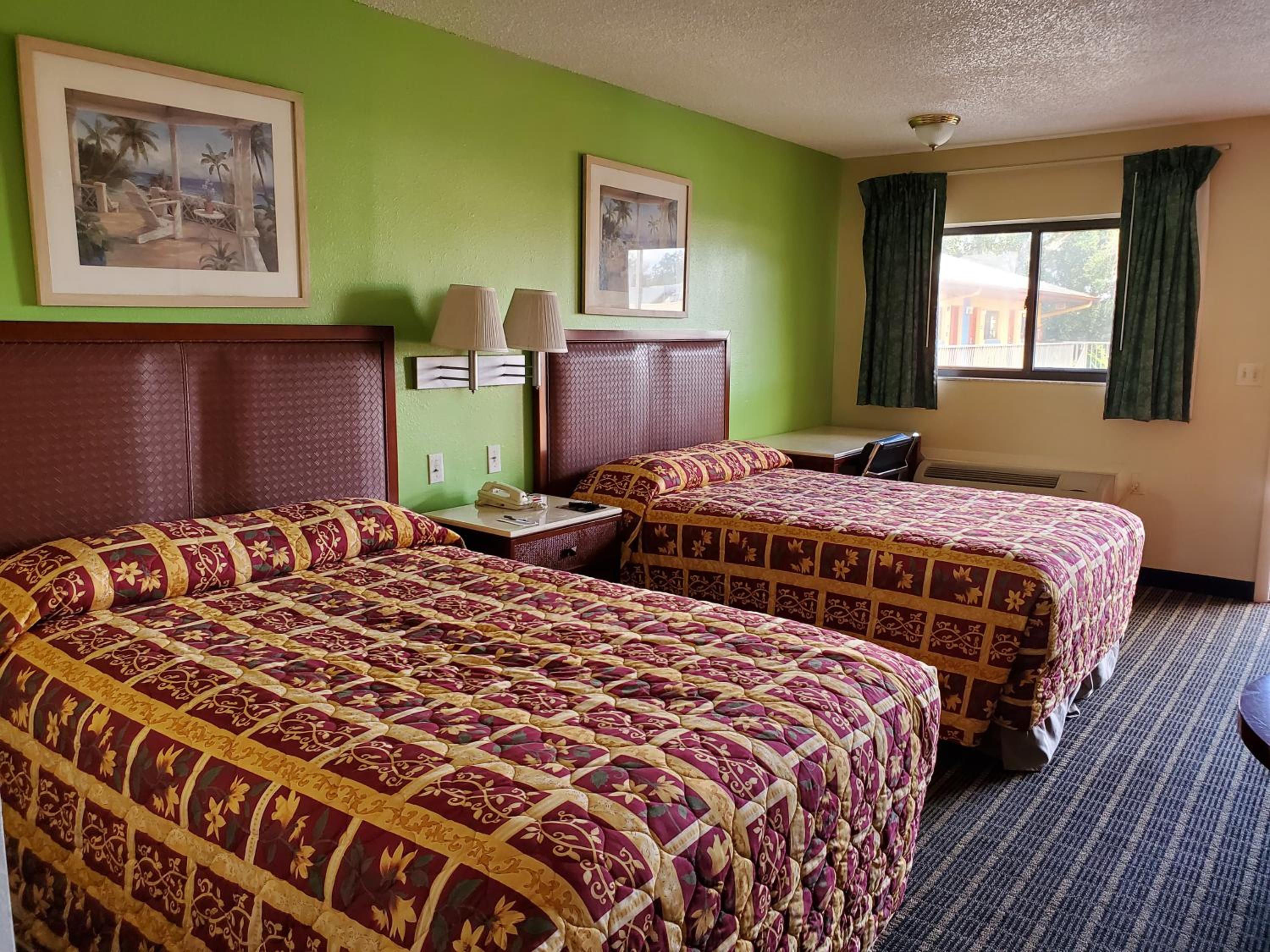 Double Room with Two Double Beds - Non-Smoking