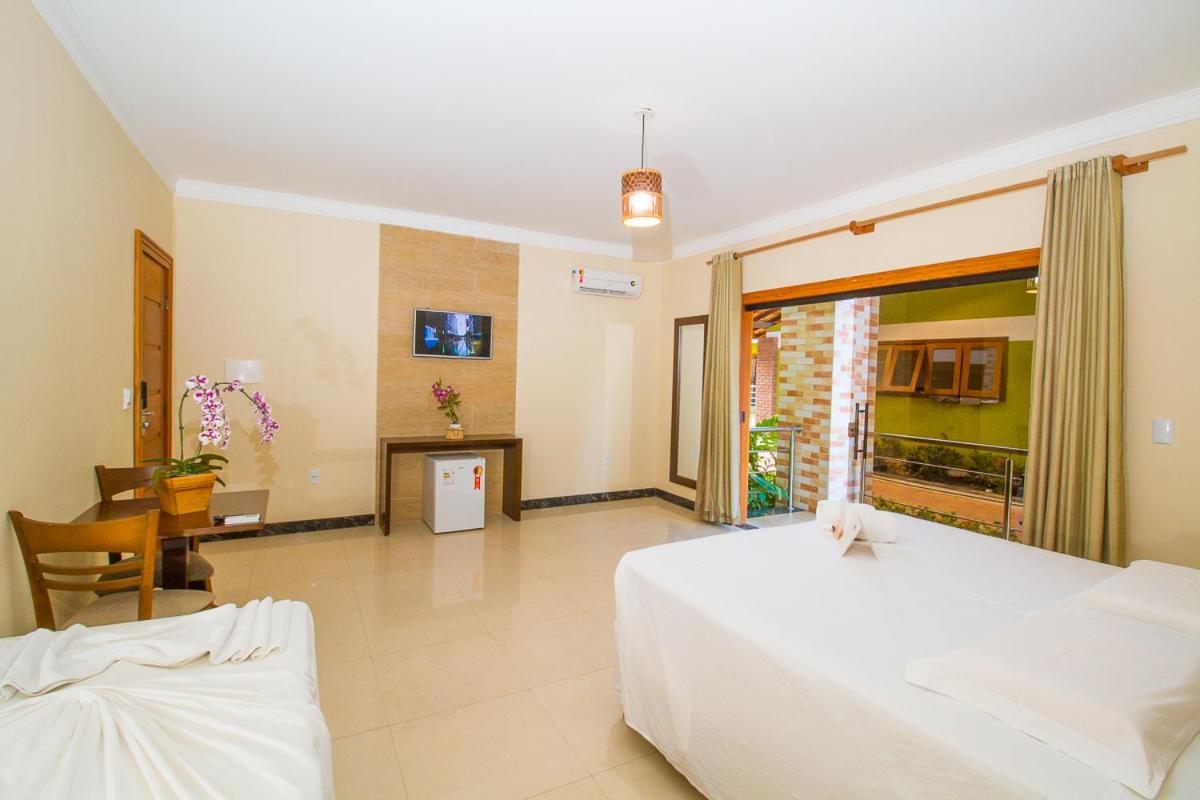 Deluxe Room (2 Adults + 1 Child under 6 years old)