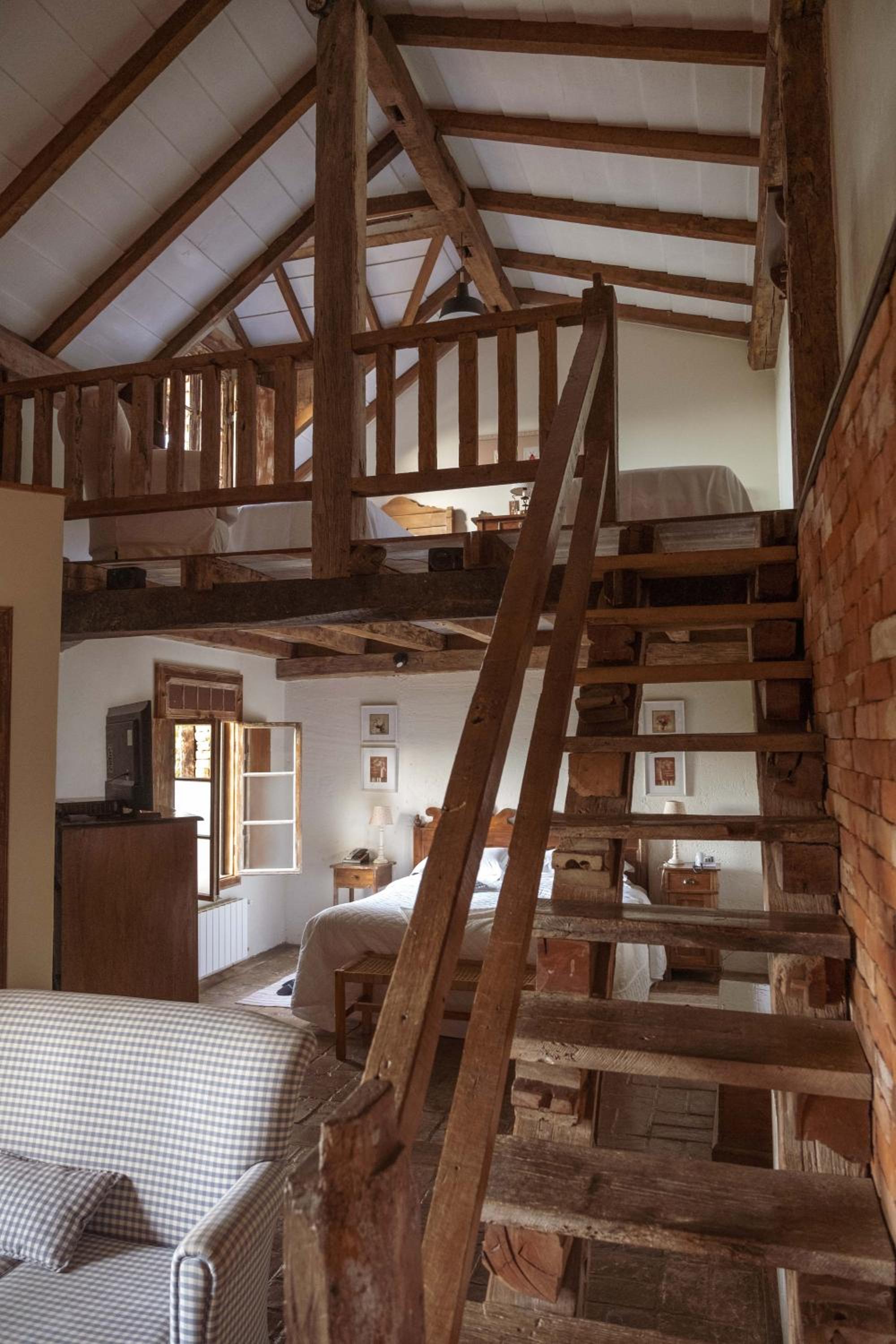 Chalet with Fireplace (4 Adults) photo 1