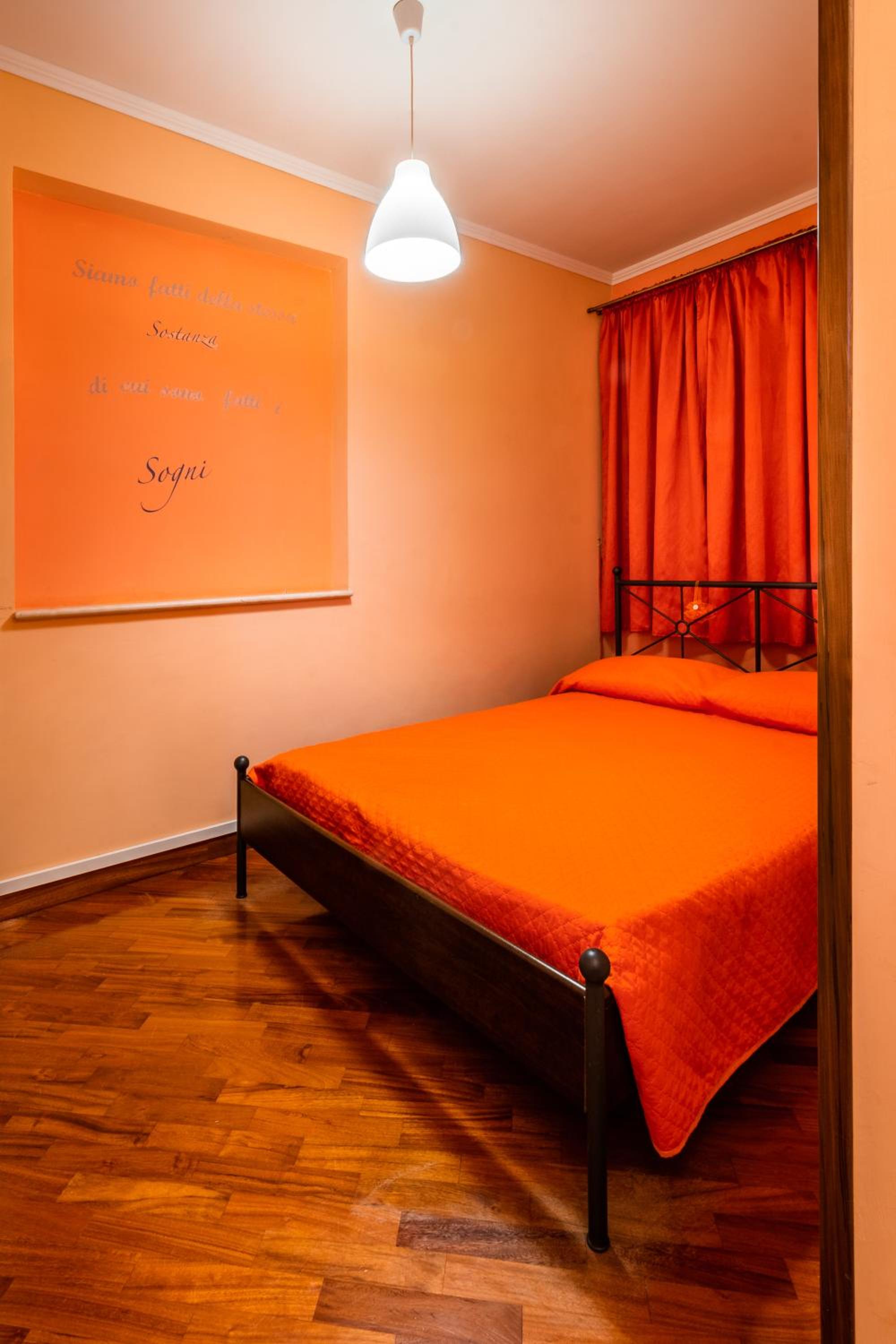 Small Double or Twin Room photo 1