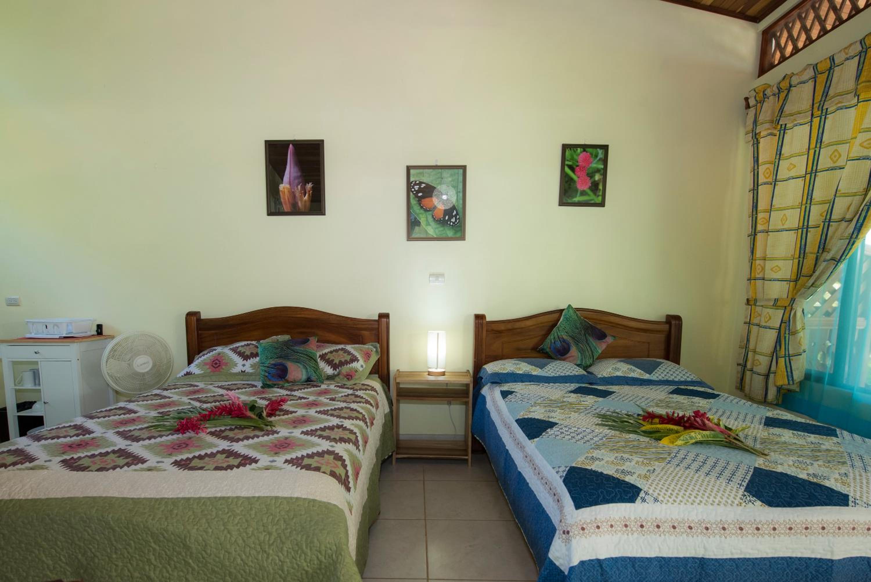 Quadruple Room with Private Bathroom - Fully Equipped photo 2