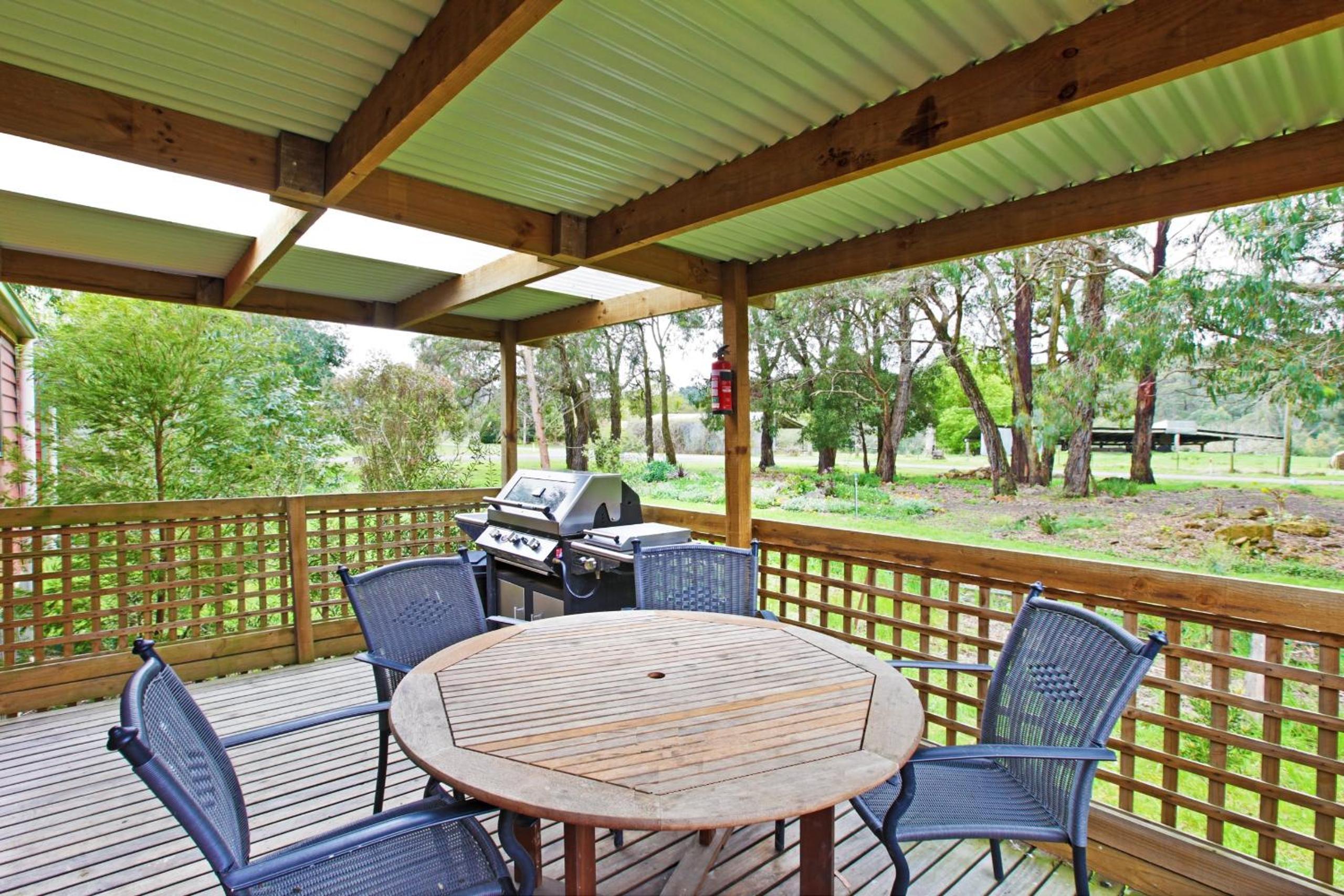 Jacaranda Cabin photo 2