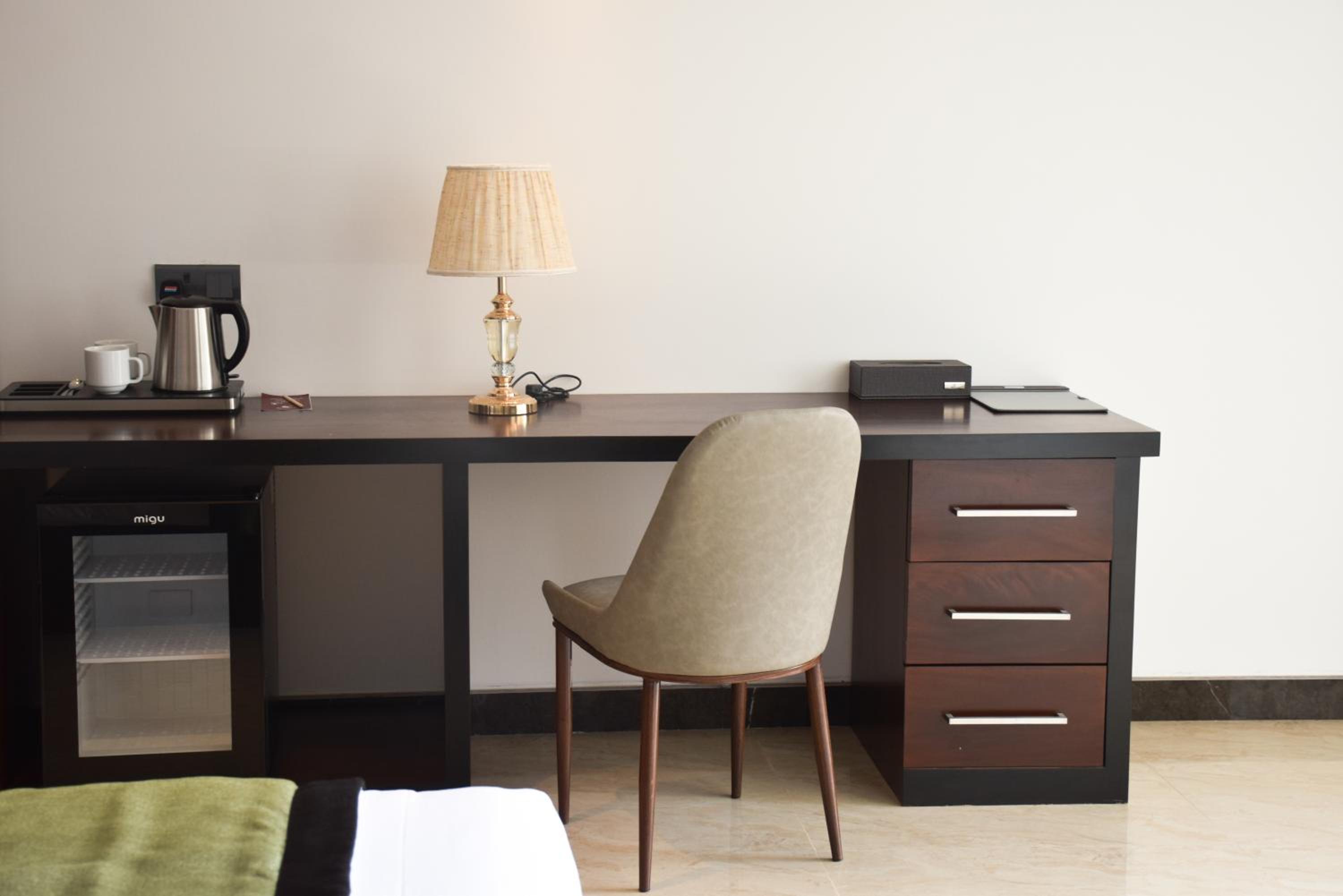 Deluxe Double Room with Early Check-in & Late Check-out on Availability