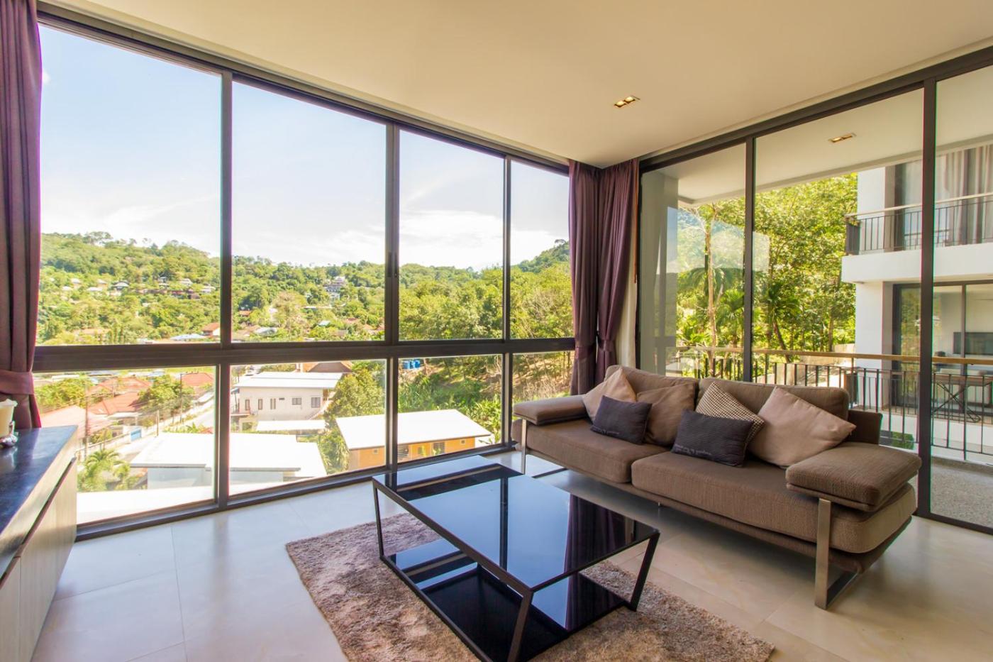 Apartment with Mountain View photo 3
