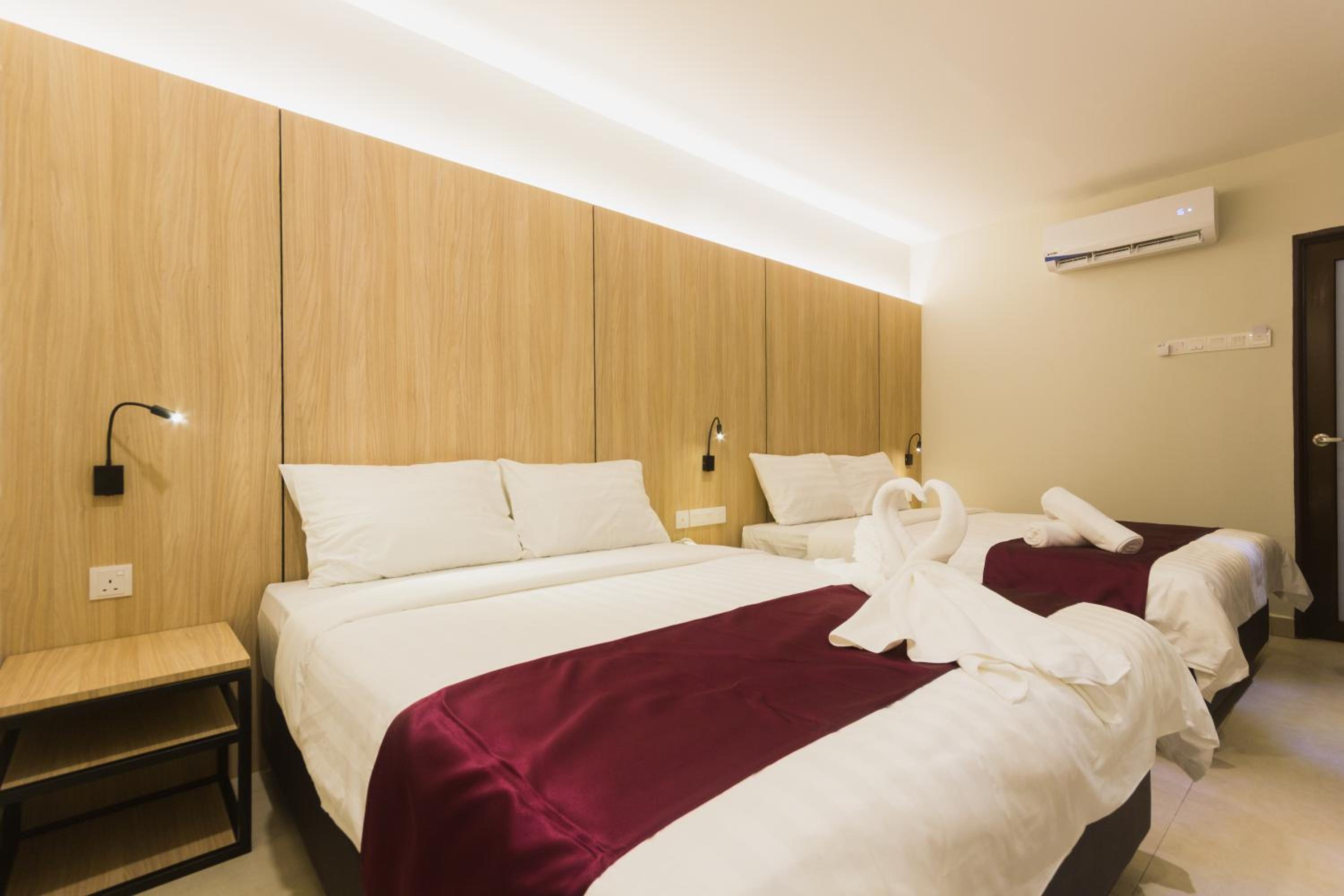 Classic Quadruple Room
