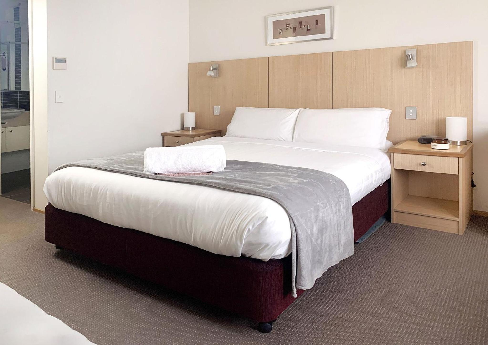 Standard Queen Room - Photo 4