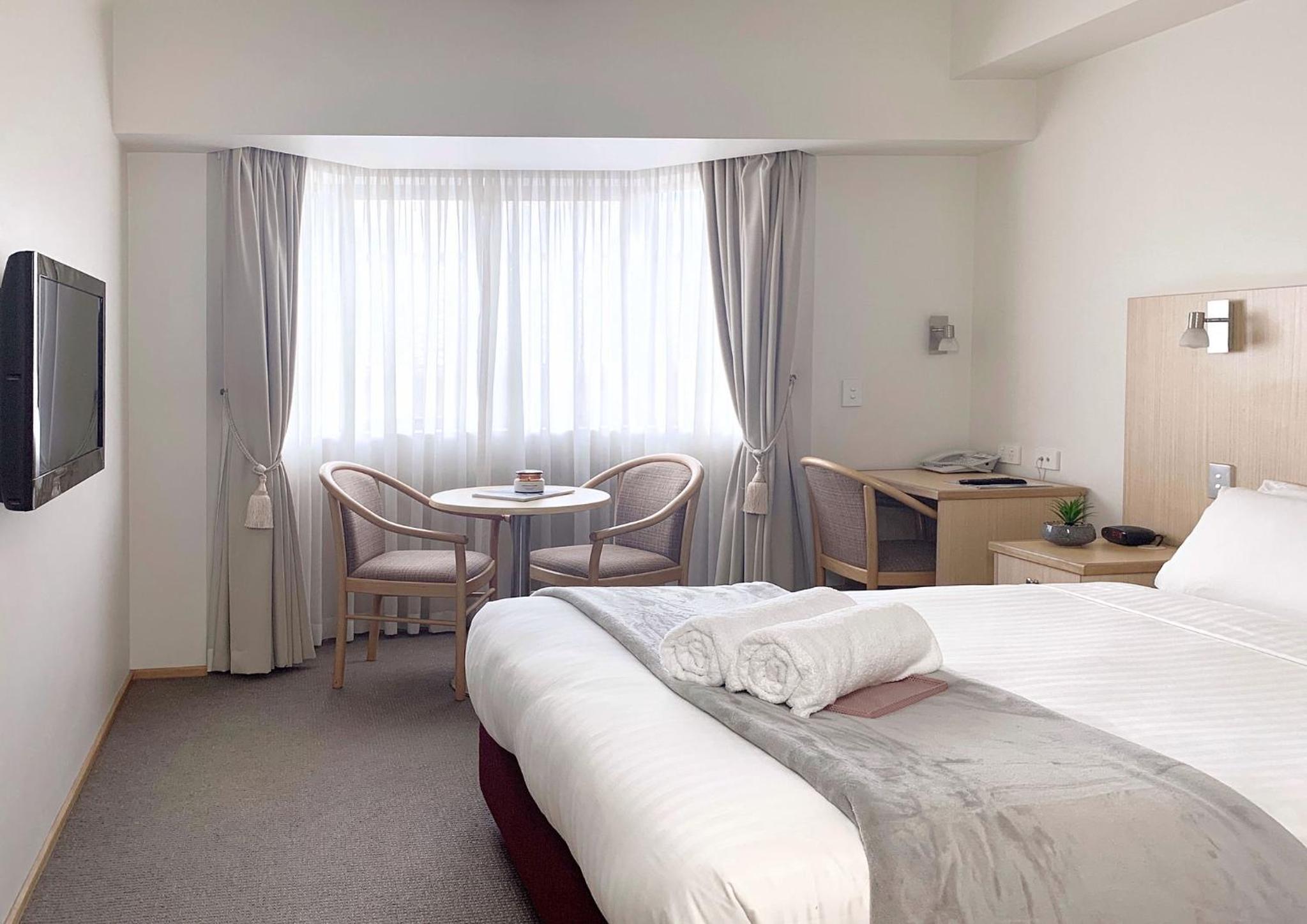 Standard Queen Room - Photo 6