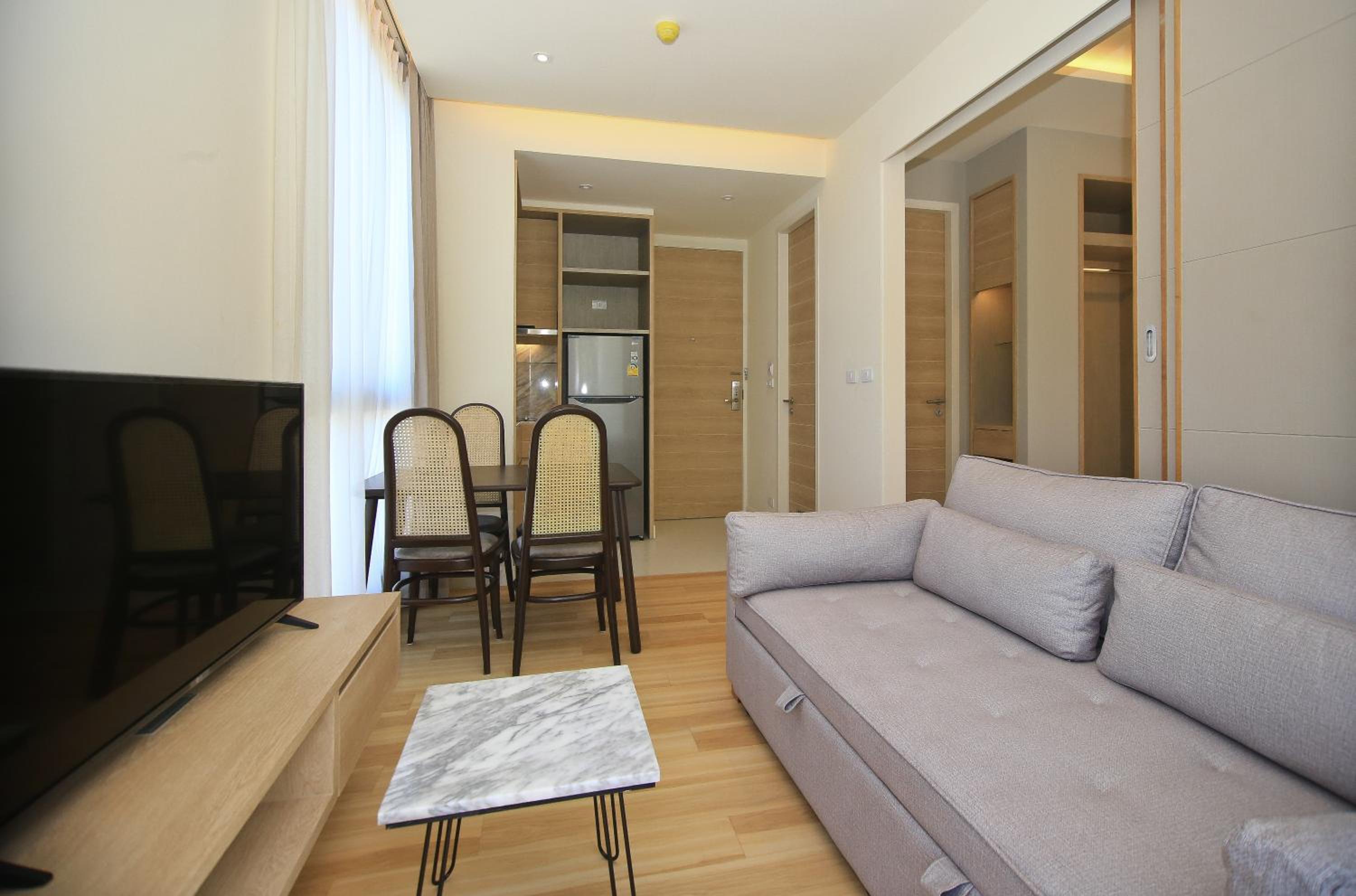 Apartment with Garden View - Photo 6