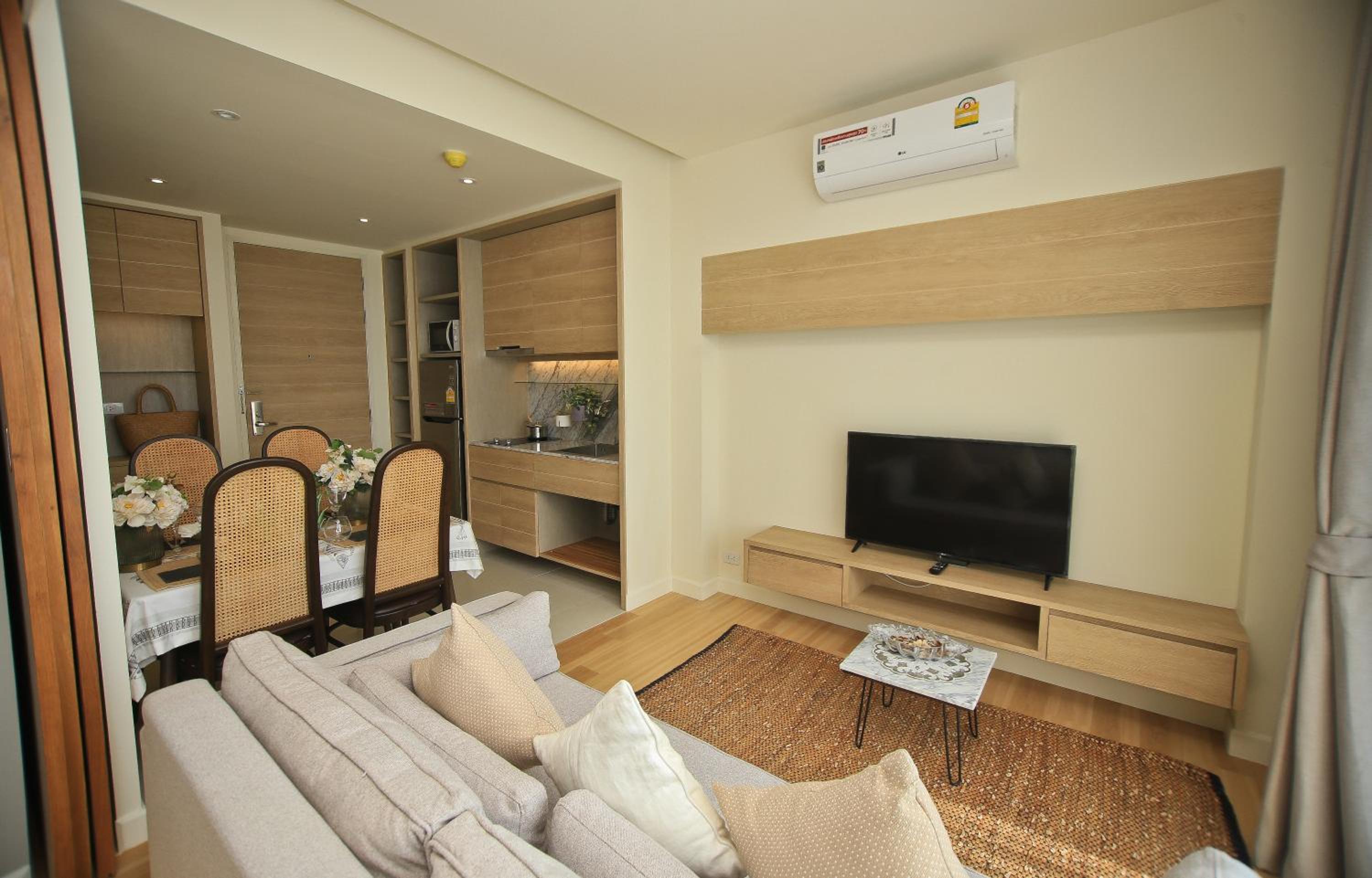 One Bedroom Sea View Partial - Photo 15