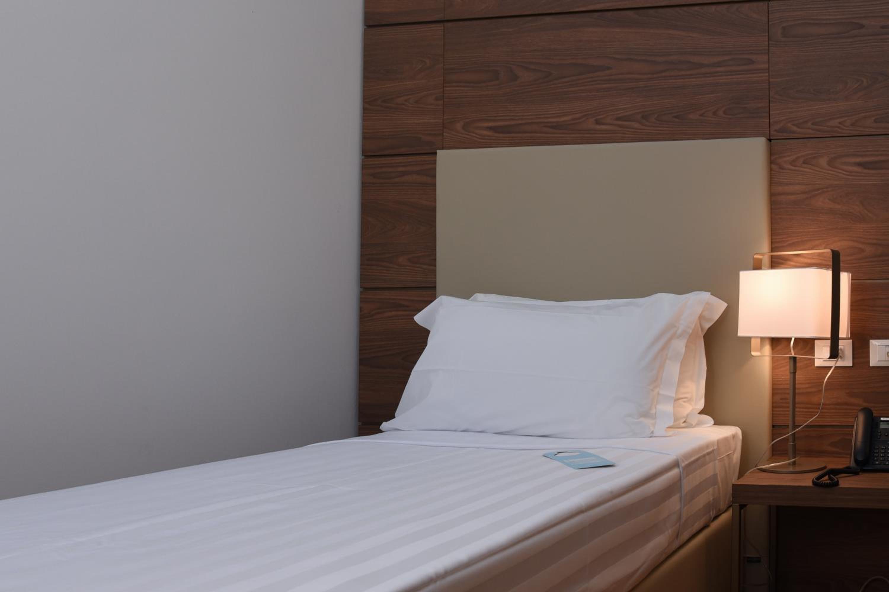 Single Room photo 3