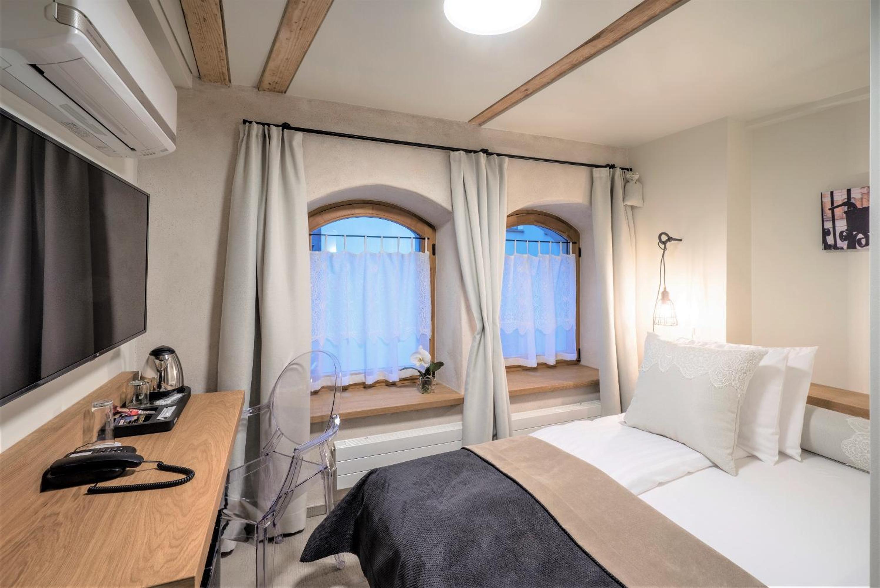 Standard Single Room photo 3
