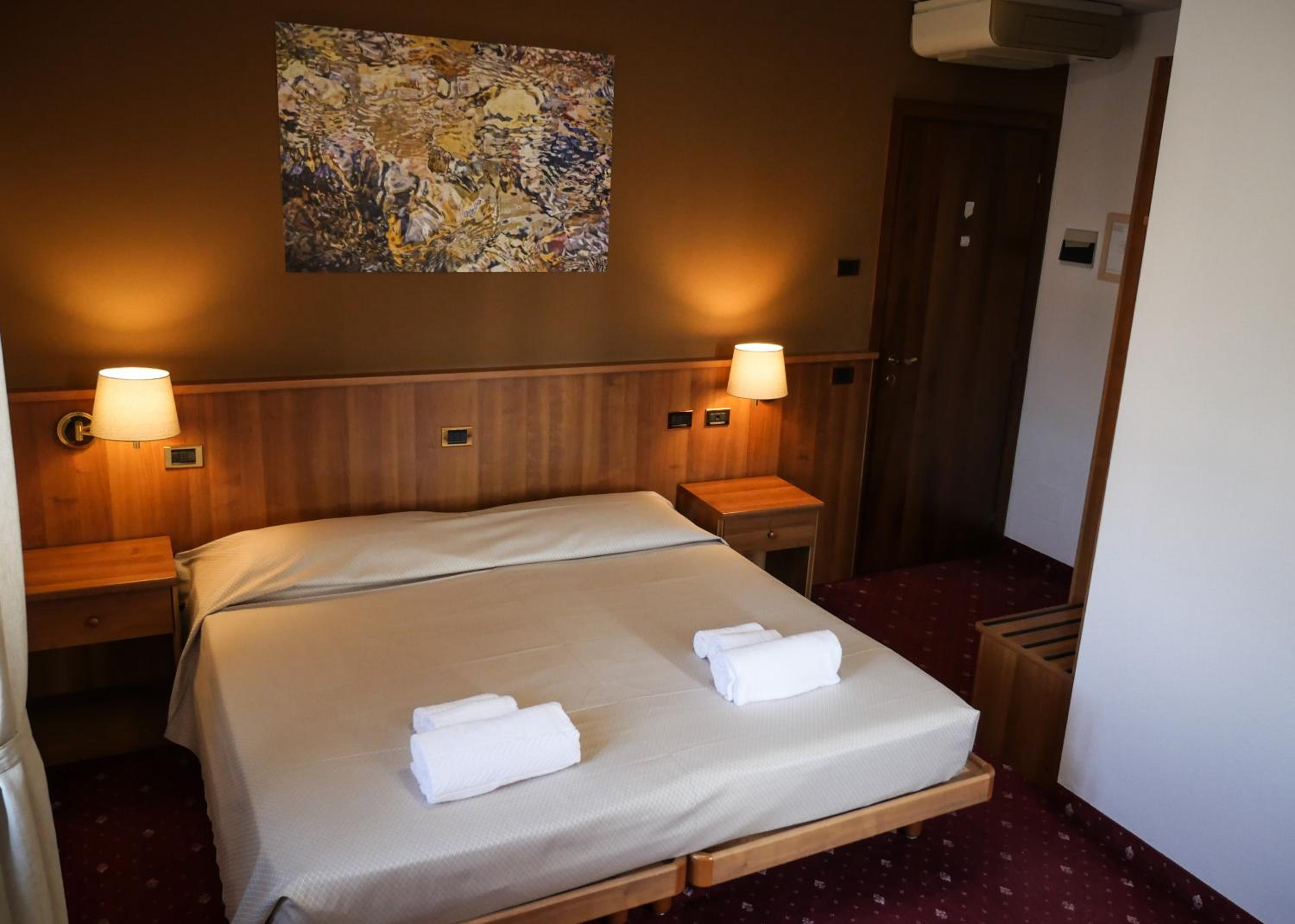 Economy Double or Twin Room