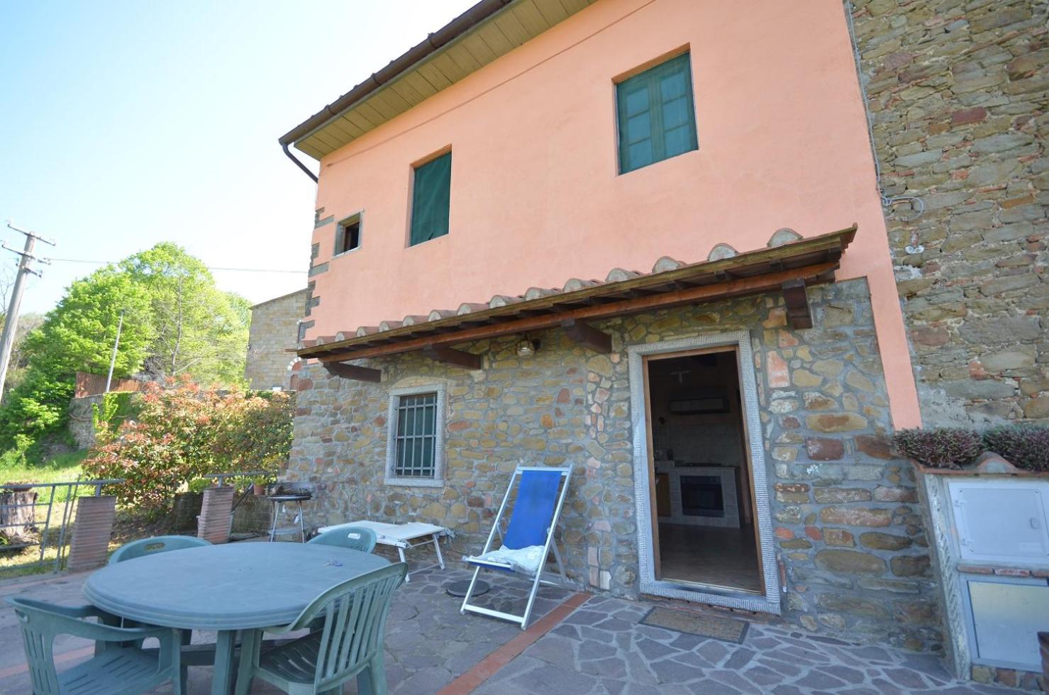 Two-Bedroom House - Photo 12