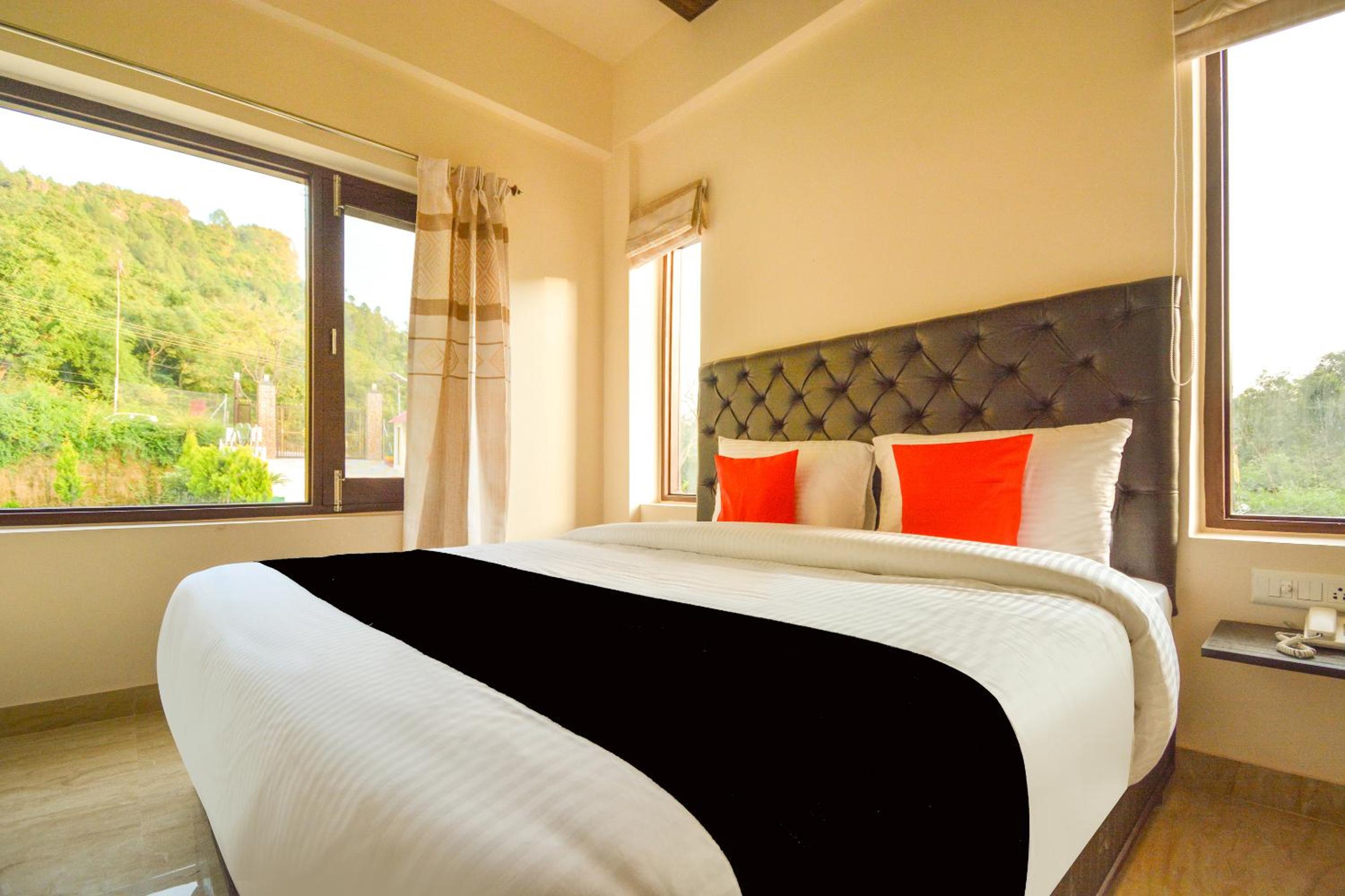 Economy Double Room photo 1