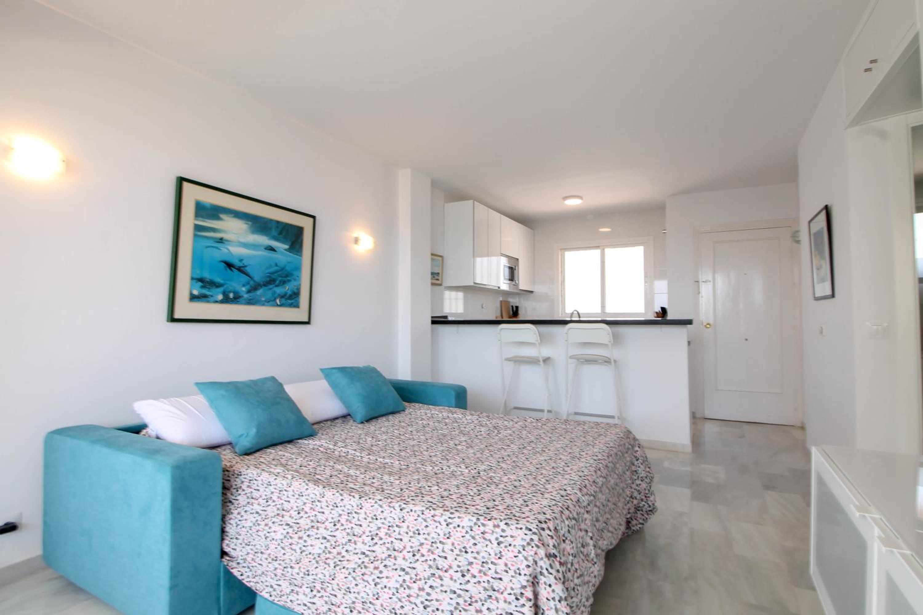 Apartamento con vista a la piscina